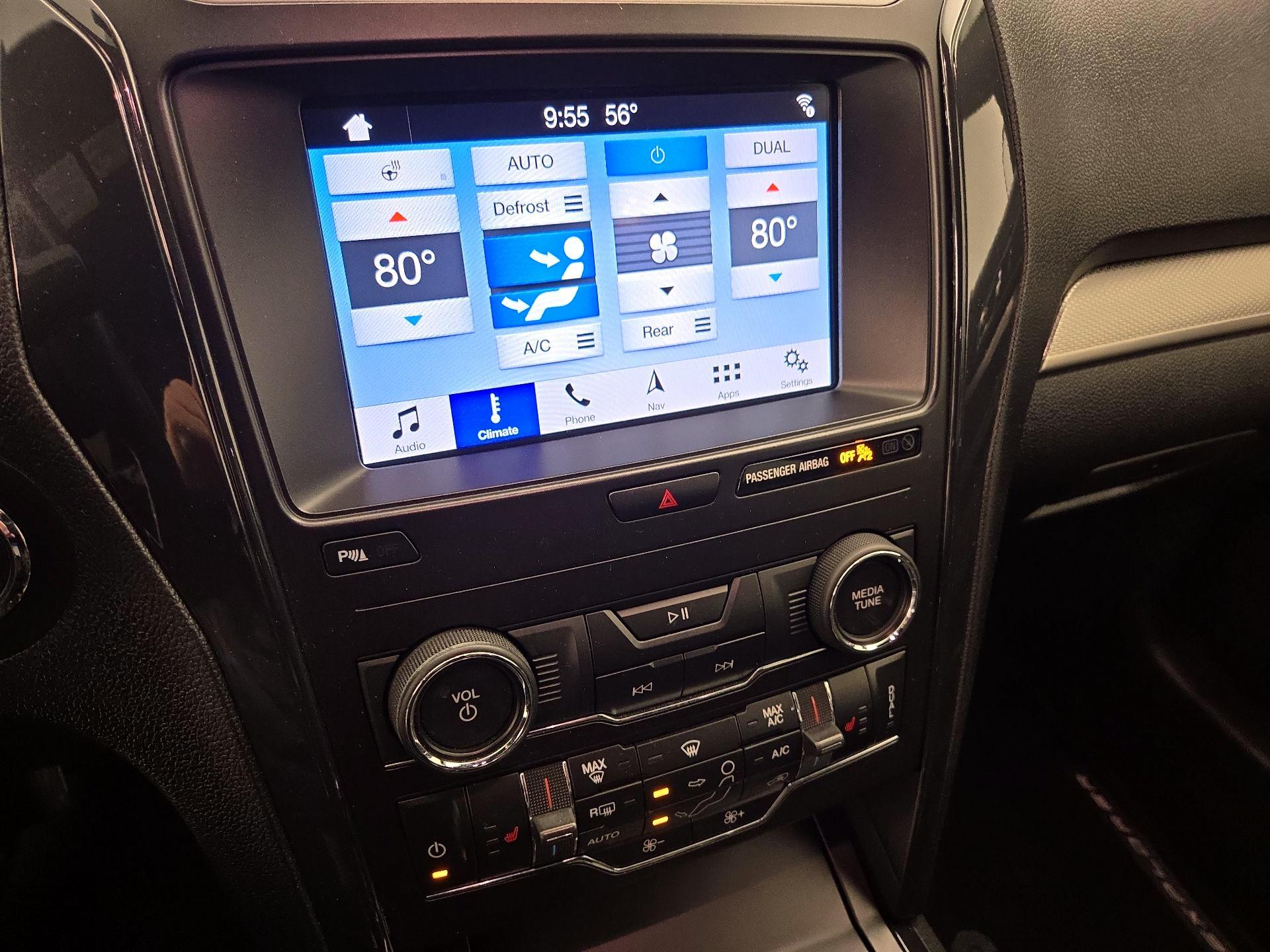 Thumbnail: 2019 Ford Explorer - 16