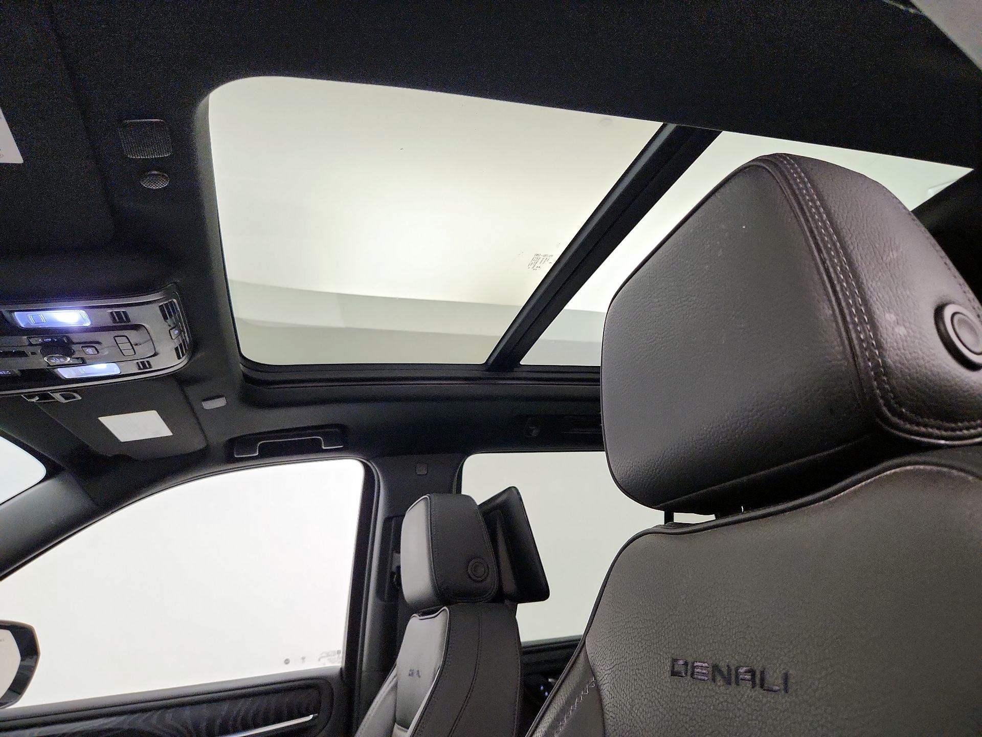 Thumbnail: 2023 GMC Yukon - 20