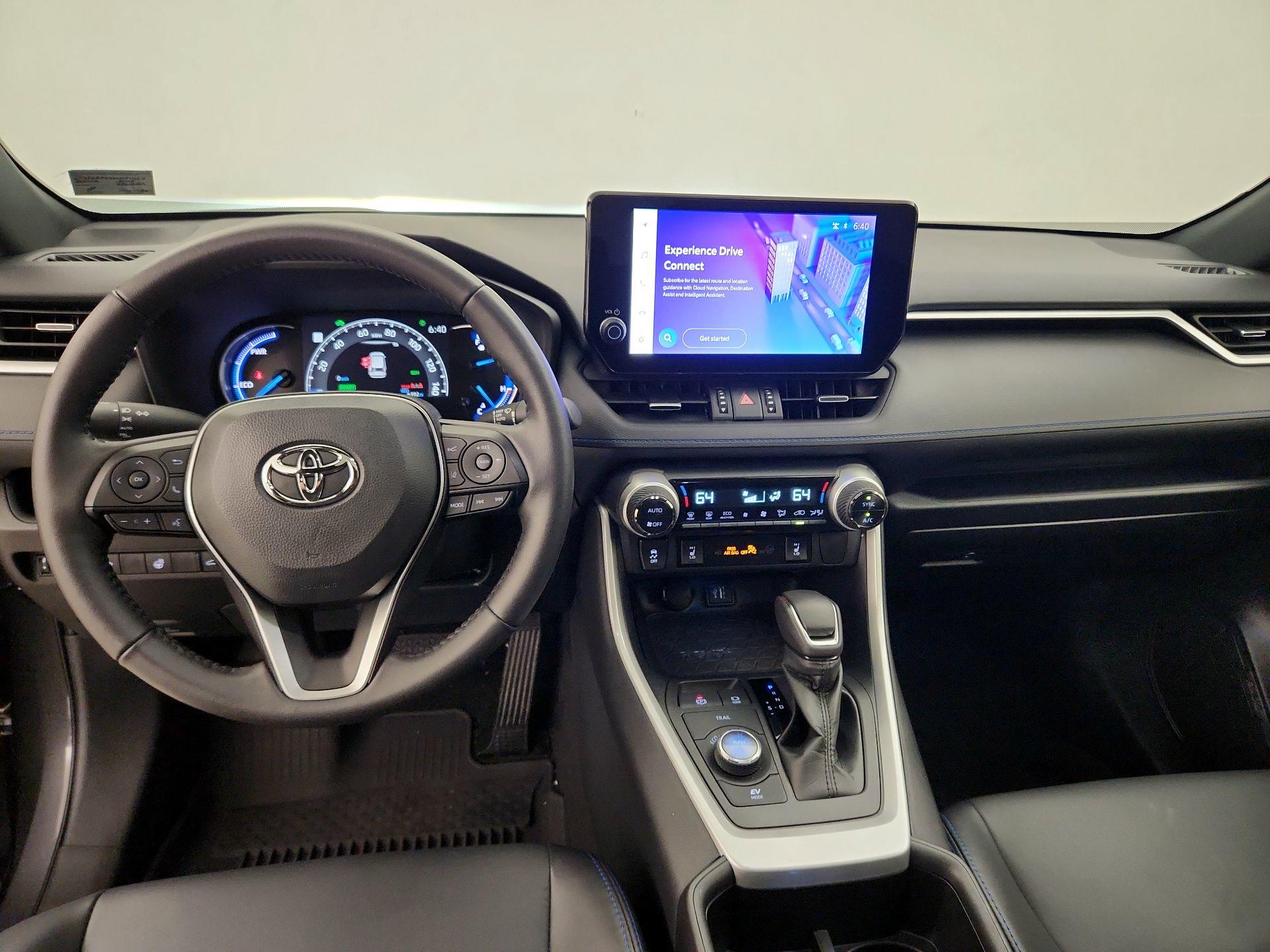 Thumbnail: 2025 Toyota RAV4 - 9