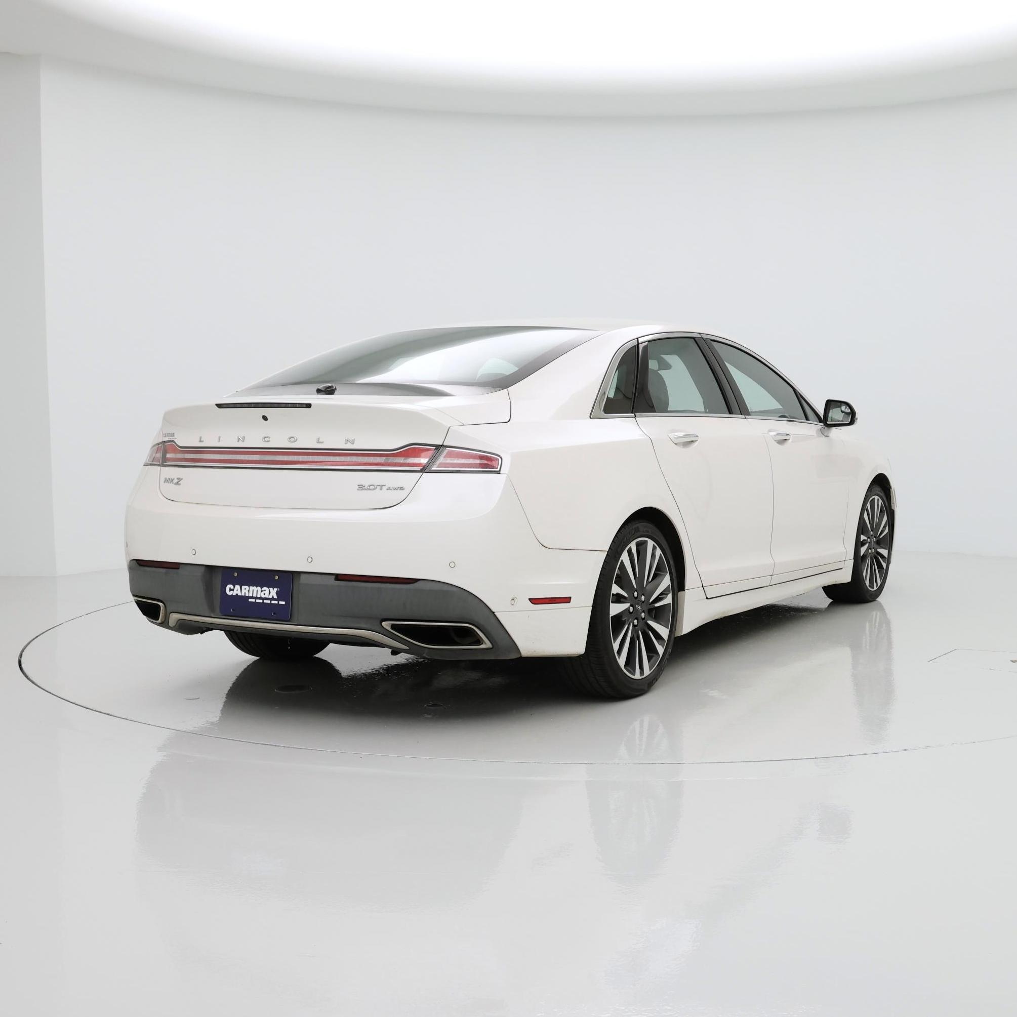 Thumbnail: 2017 Lincoln MKZ - 8