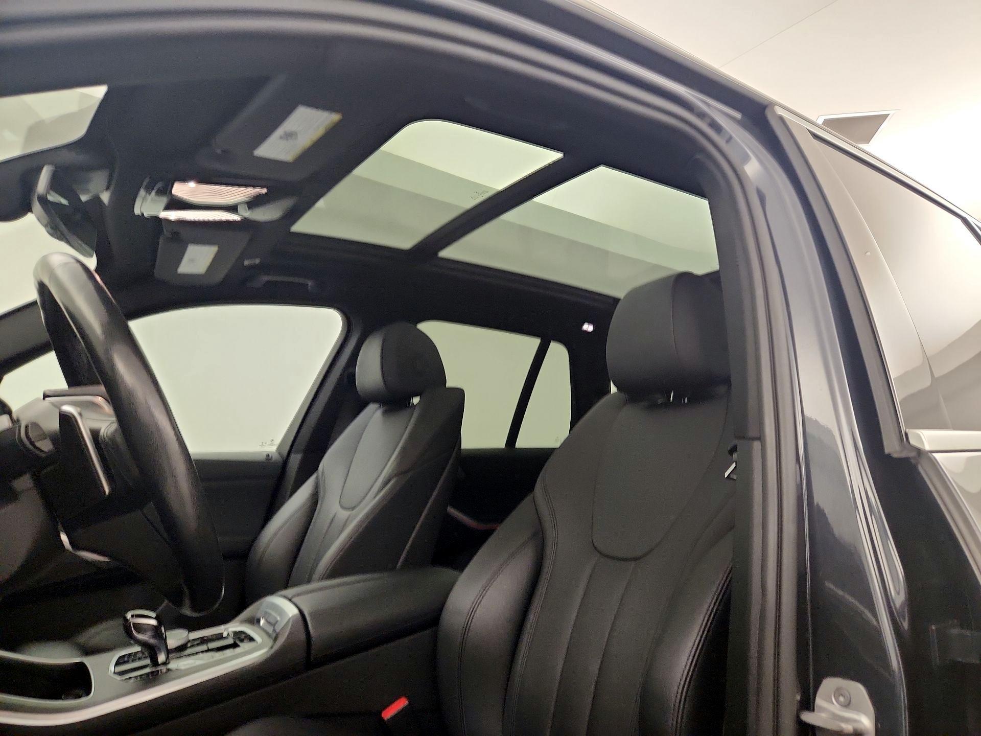 Thumbnail: 2022 BMW X5 - 20