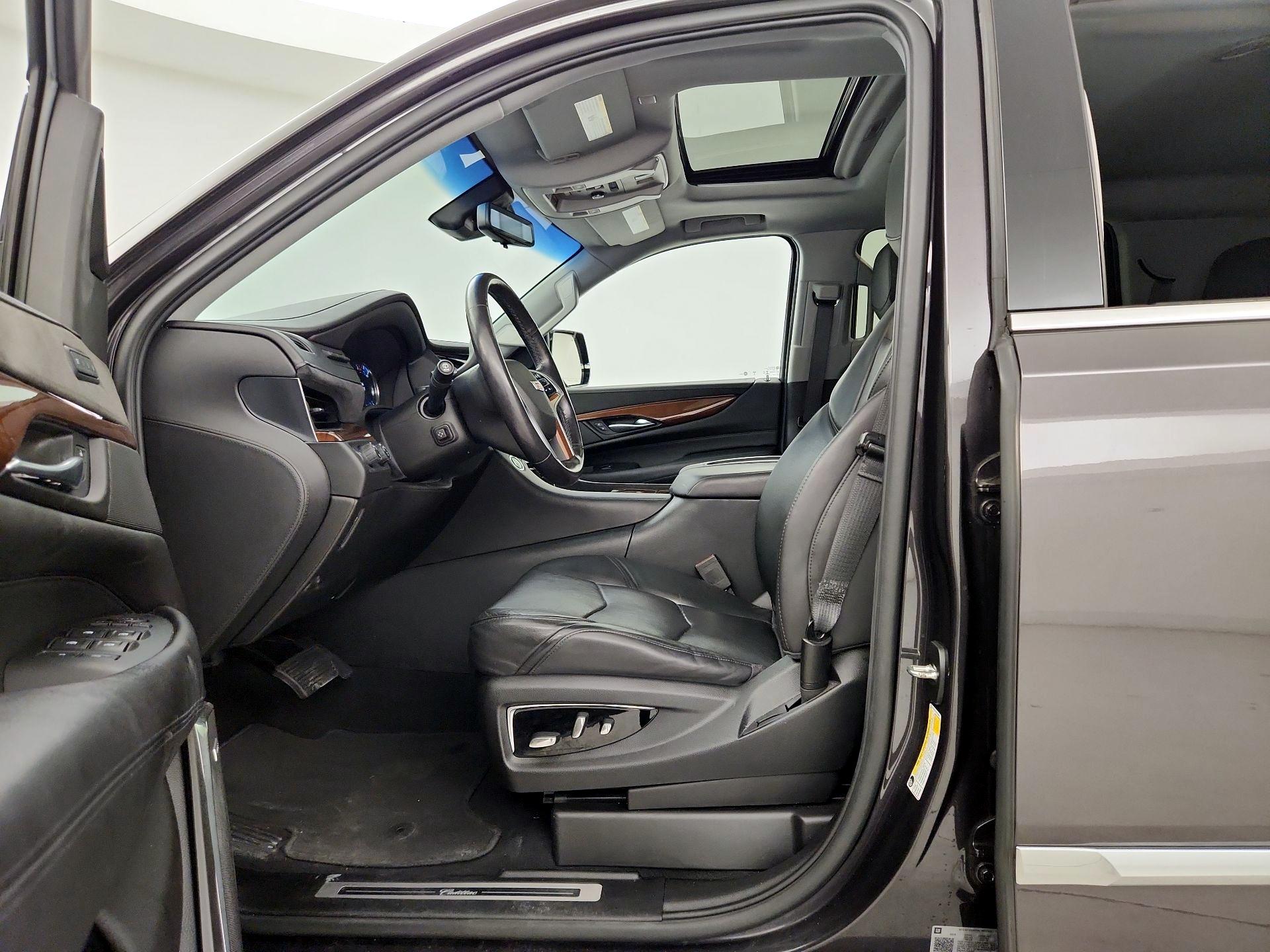 Thumbnail: 2018 Cadillac Escalade - 11