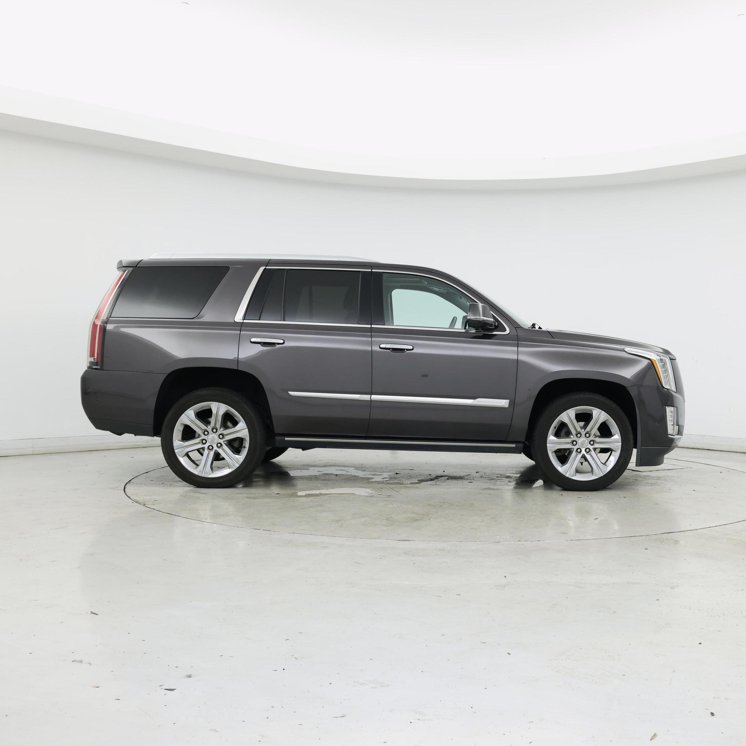 Thumbnail: 2018 Cadillac Escalade - 7