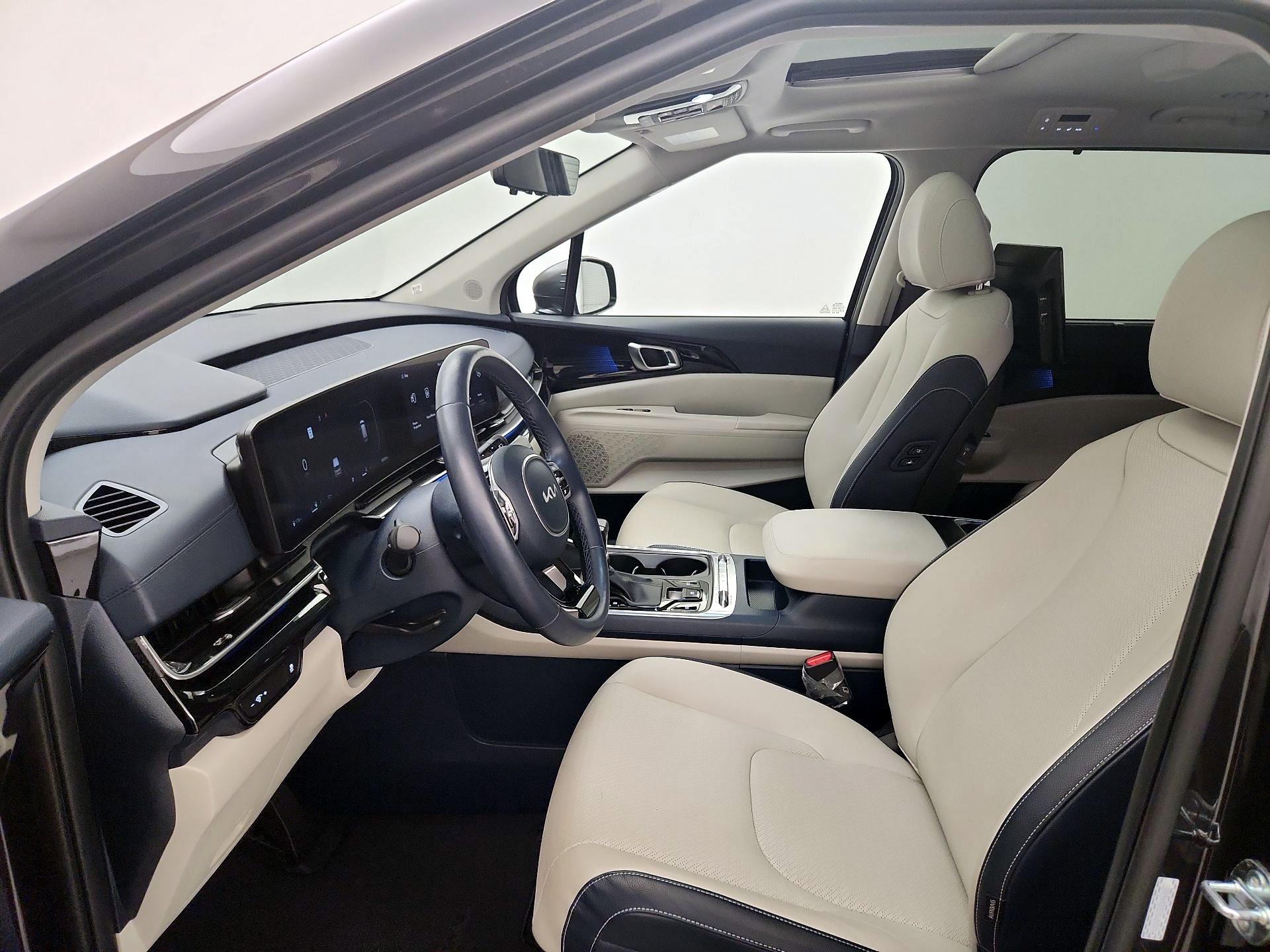 Thumbnail: 2025 Kia Carnival - 11