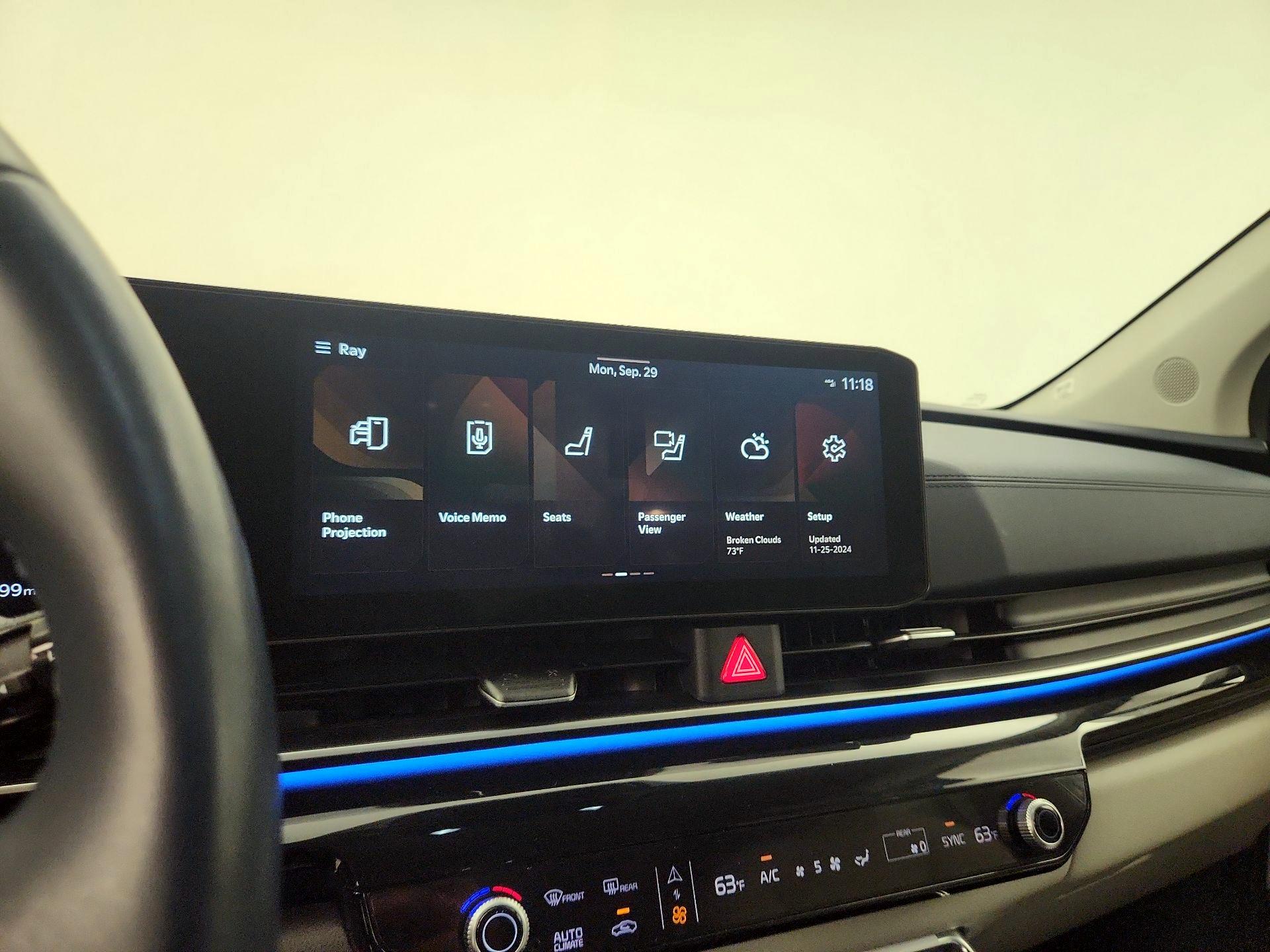 Thumbnail: 2025 Kia Carnival - 14