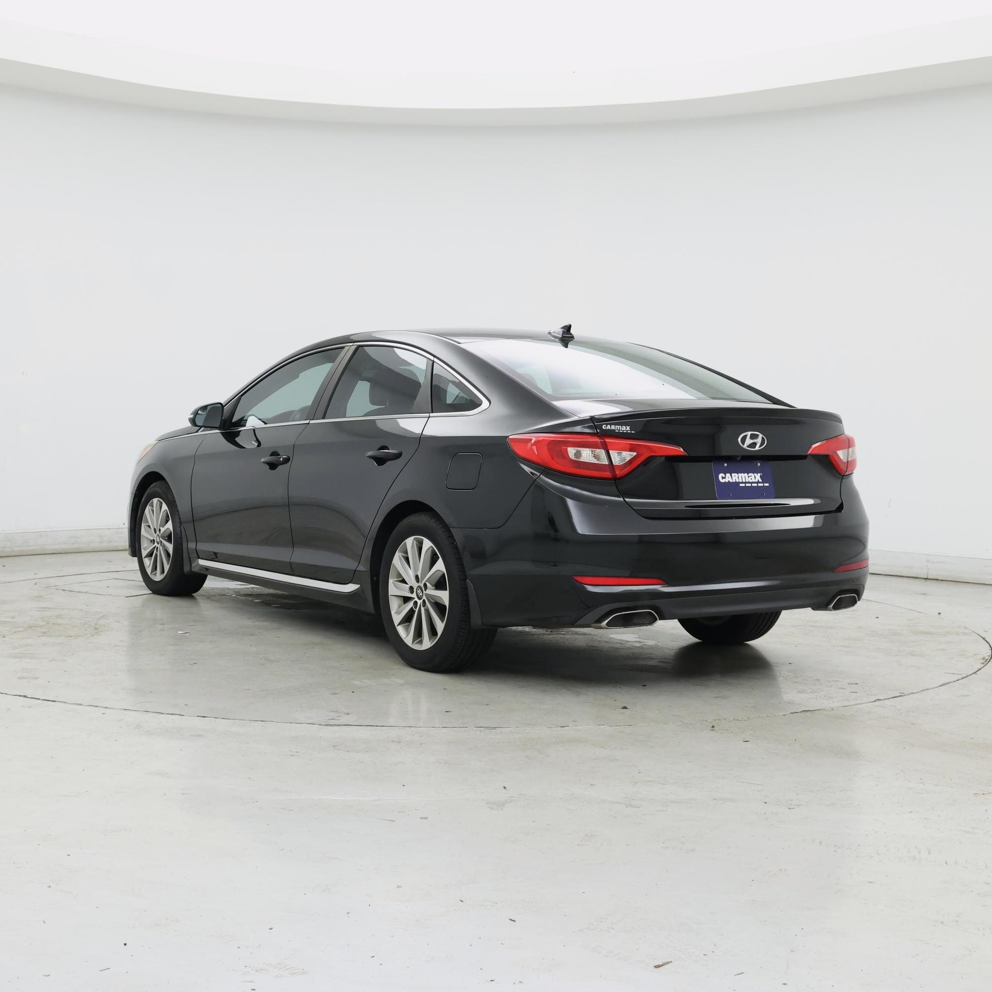 Thumbnail: 2017 Hyundai Sonata - 2