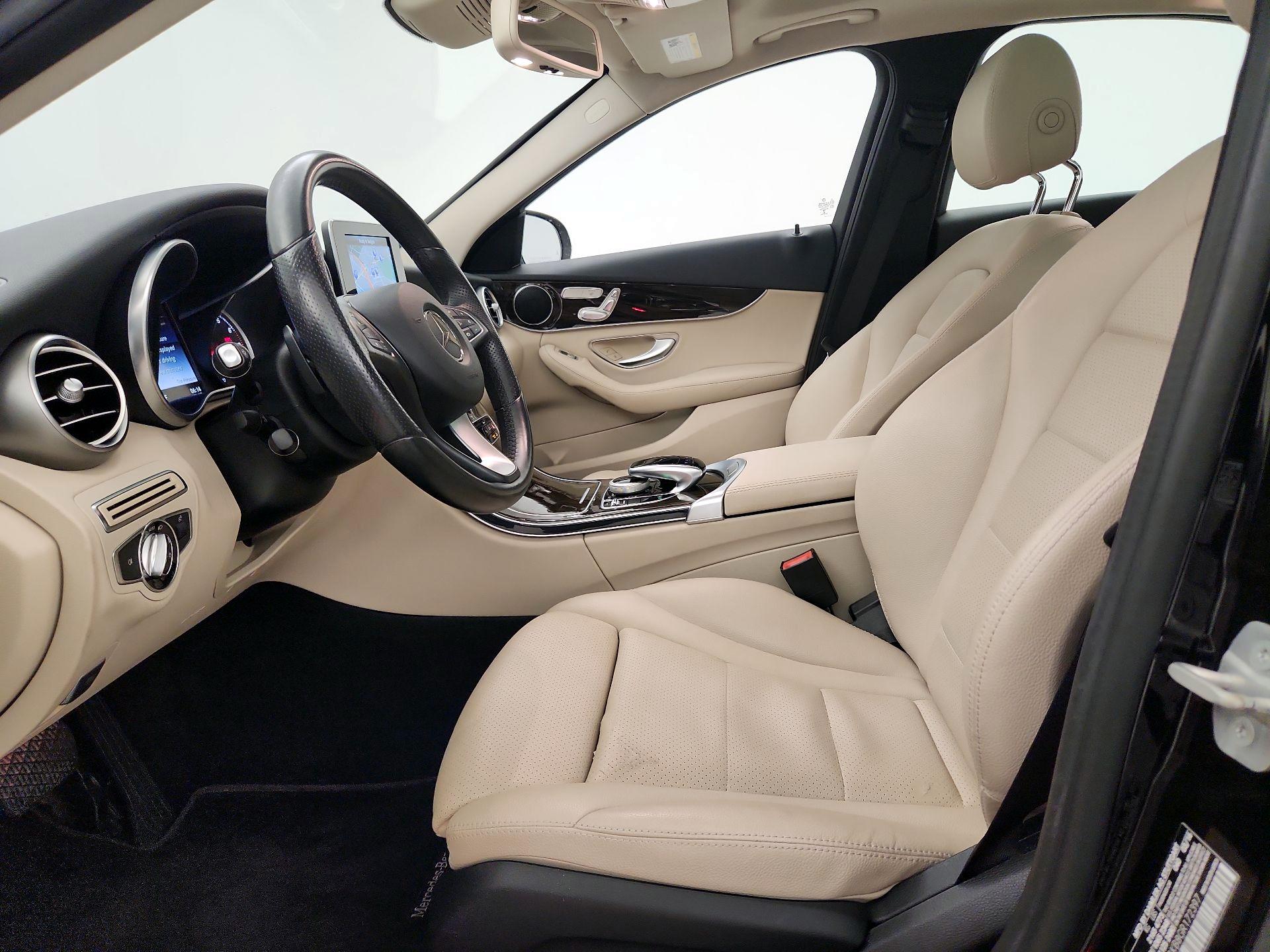 Thumbnail: 2016 Mercedes-Benz C-Class - 11