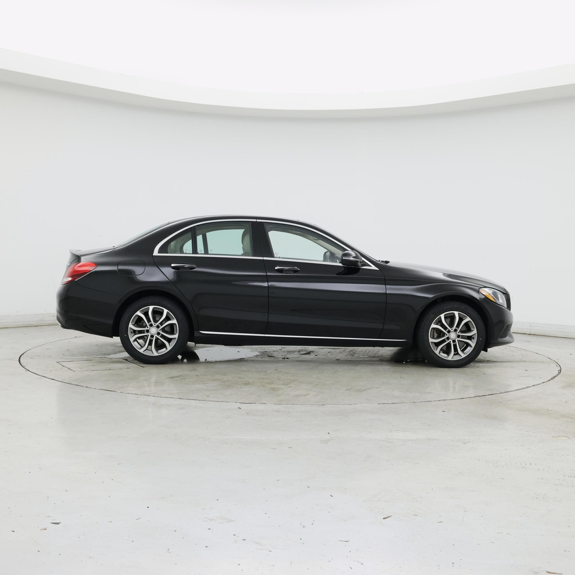 Thumbnail: 2016 Mercedes-Benz C-Class - 7