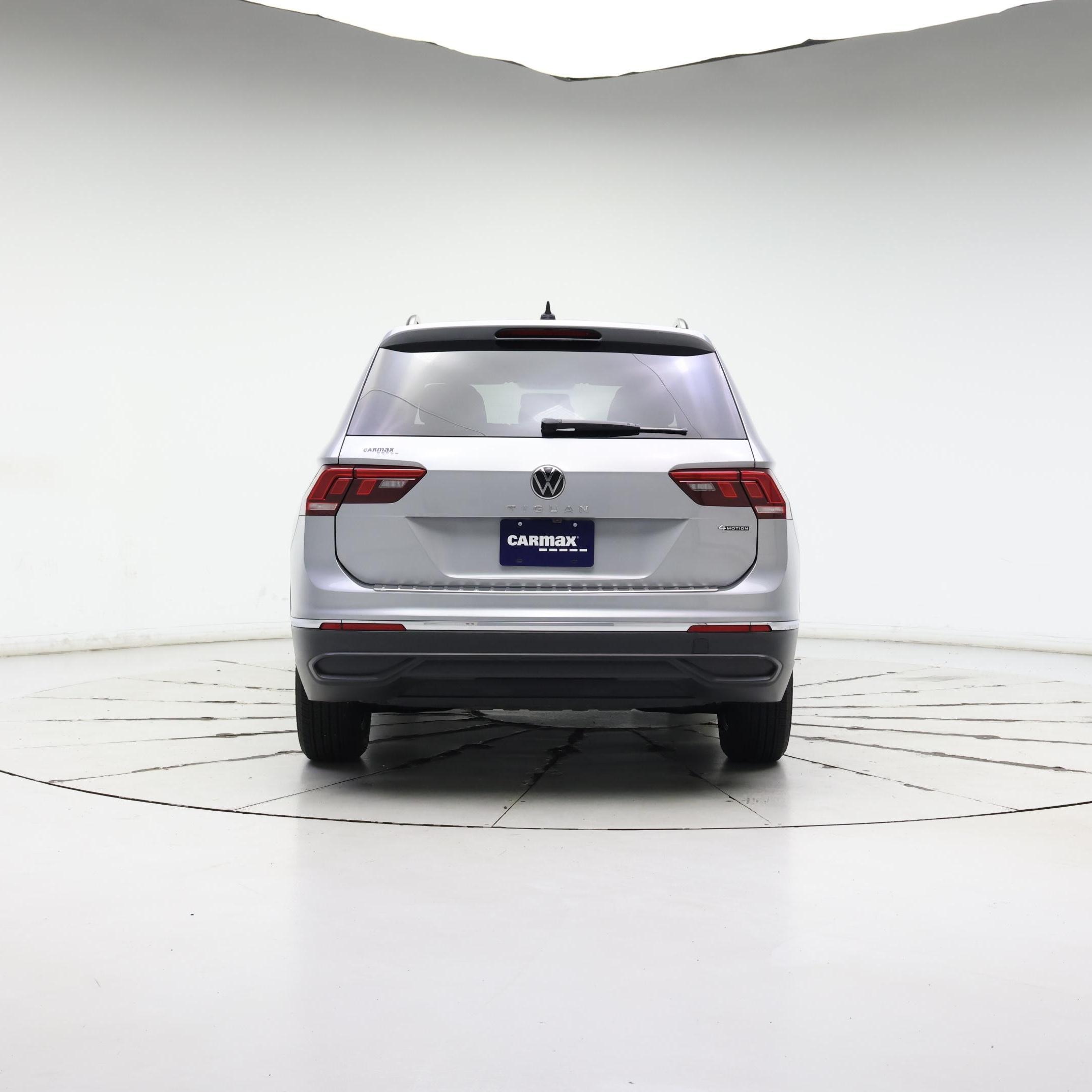 Thumbnail: 2022 Volkswagen Tiguan - 6