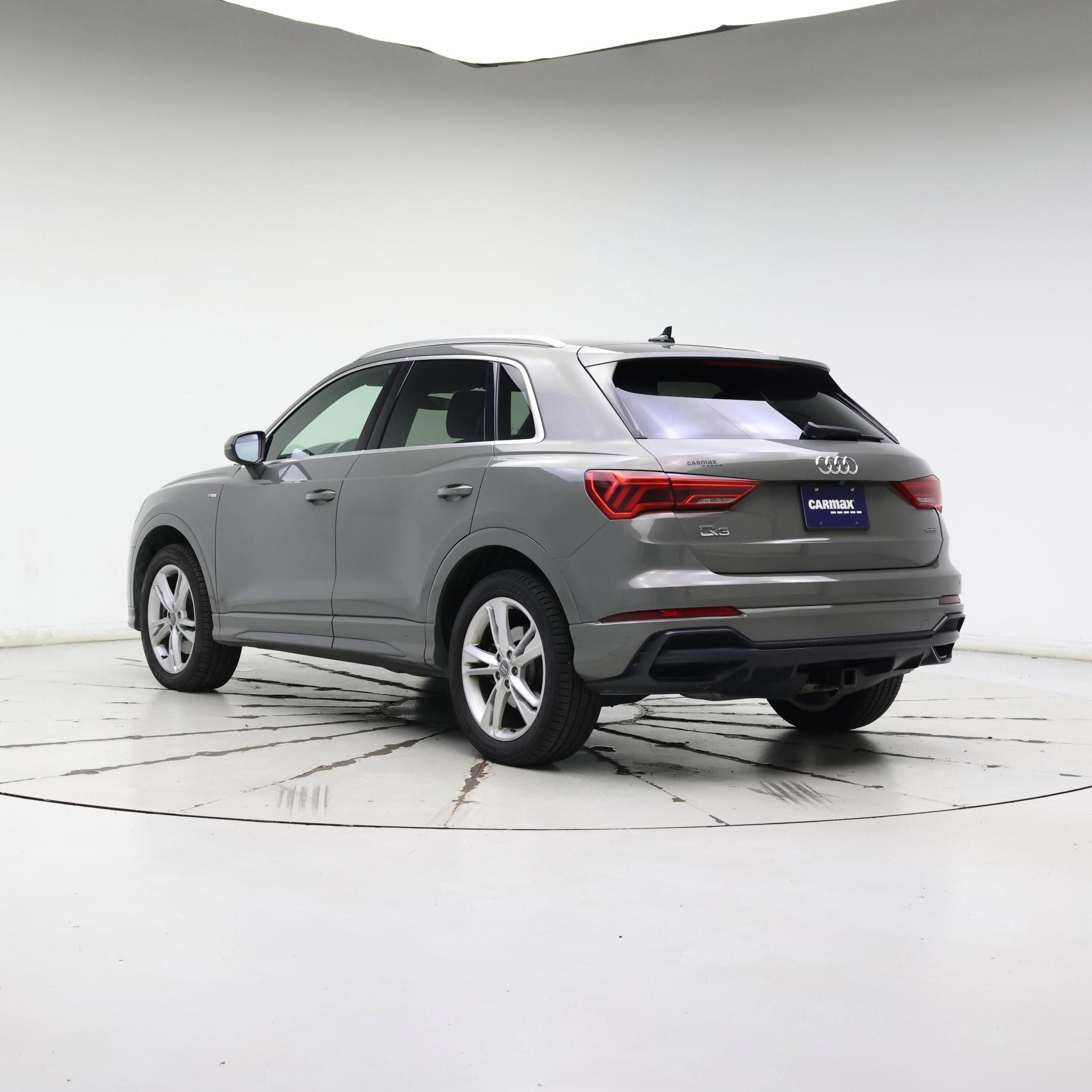 Thumbnail: 2020 Audi Q3 - 2