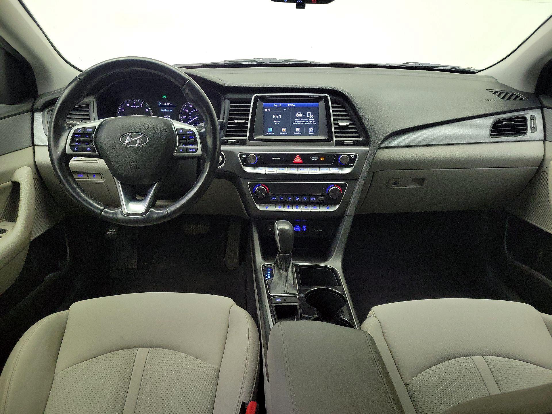 Thumbnail: 2019 Hyundai Sonata - 9