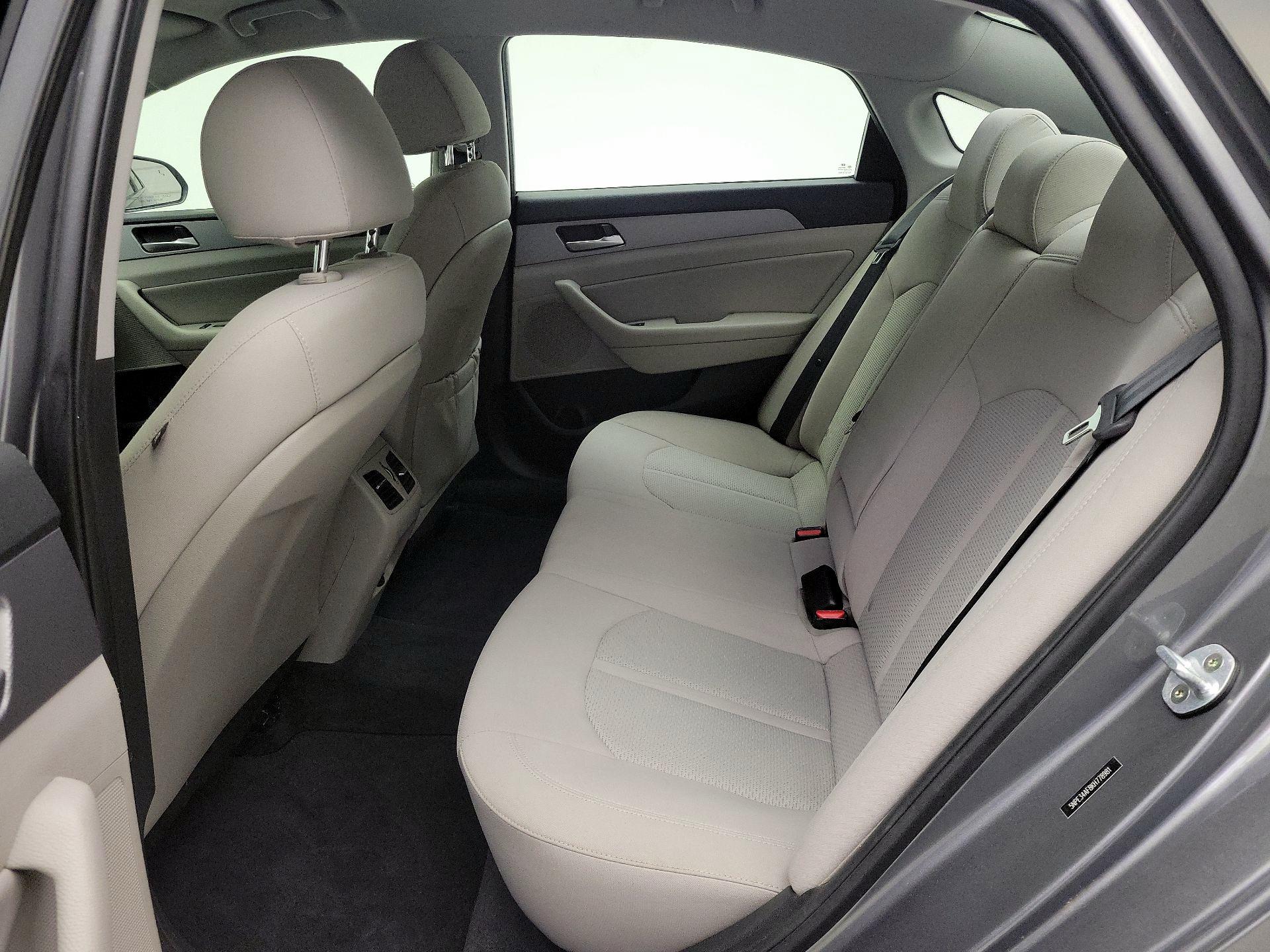 Thumbnail: 2019 Hyundai Sonata - 19