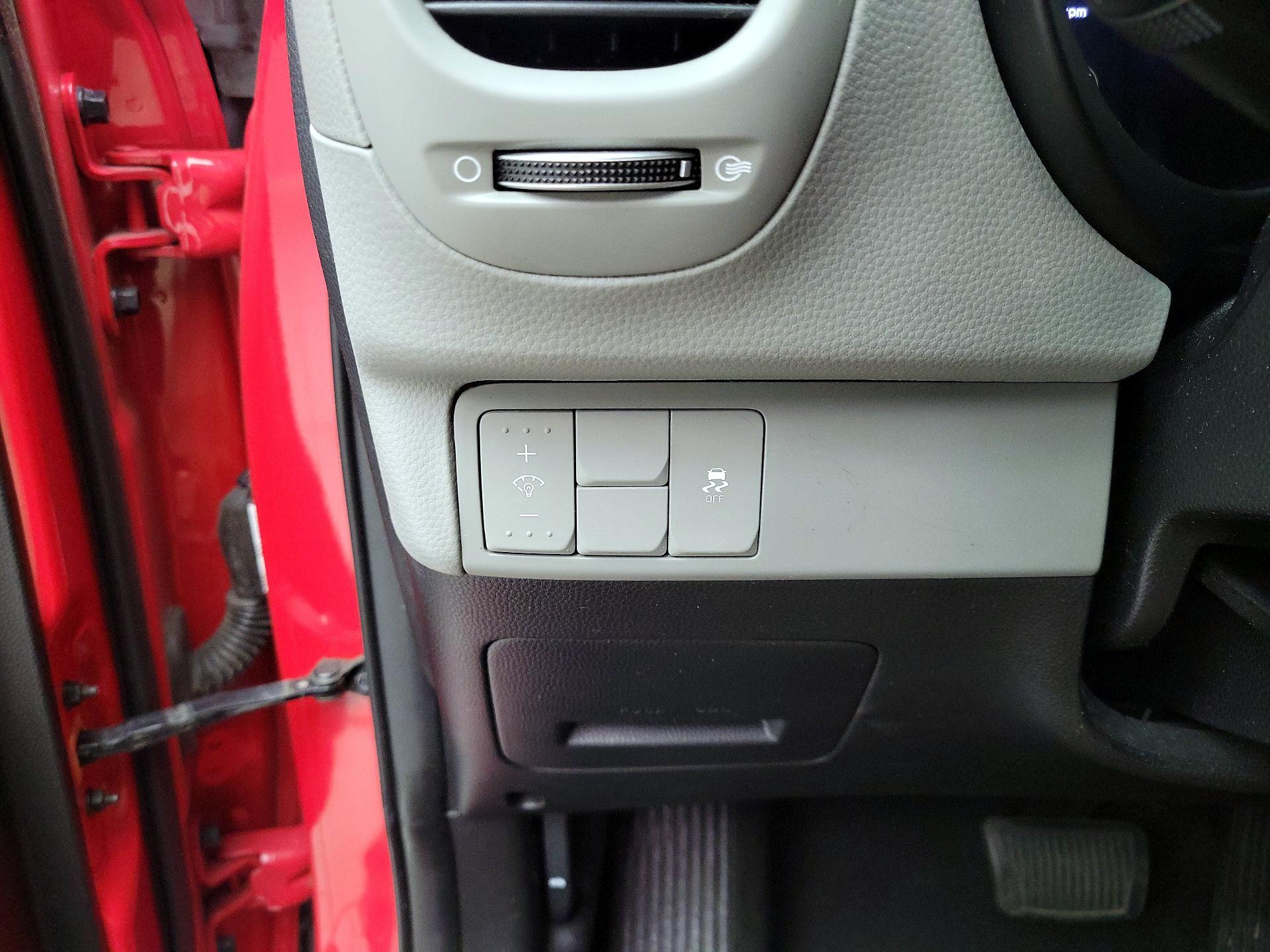 Thumbnail: 2019 Kia Soul - 13