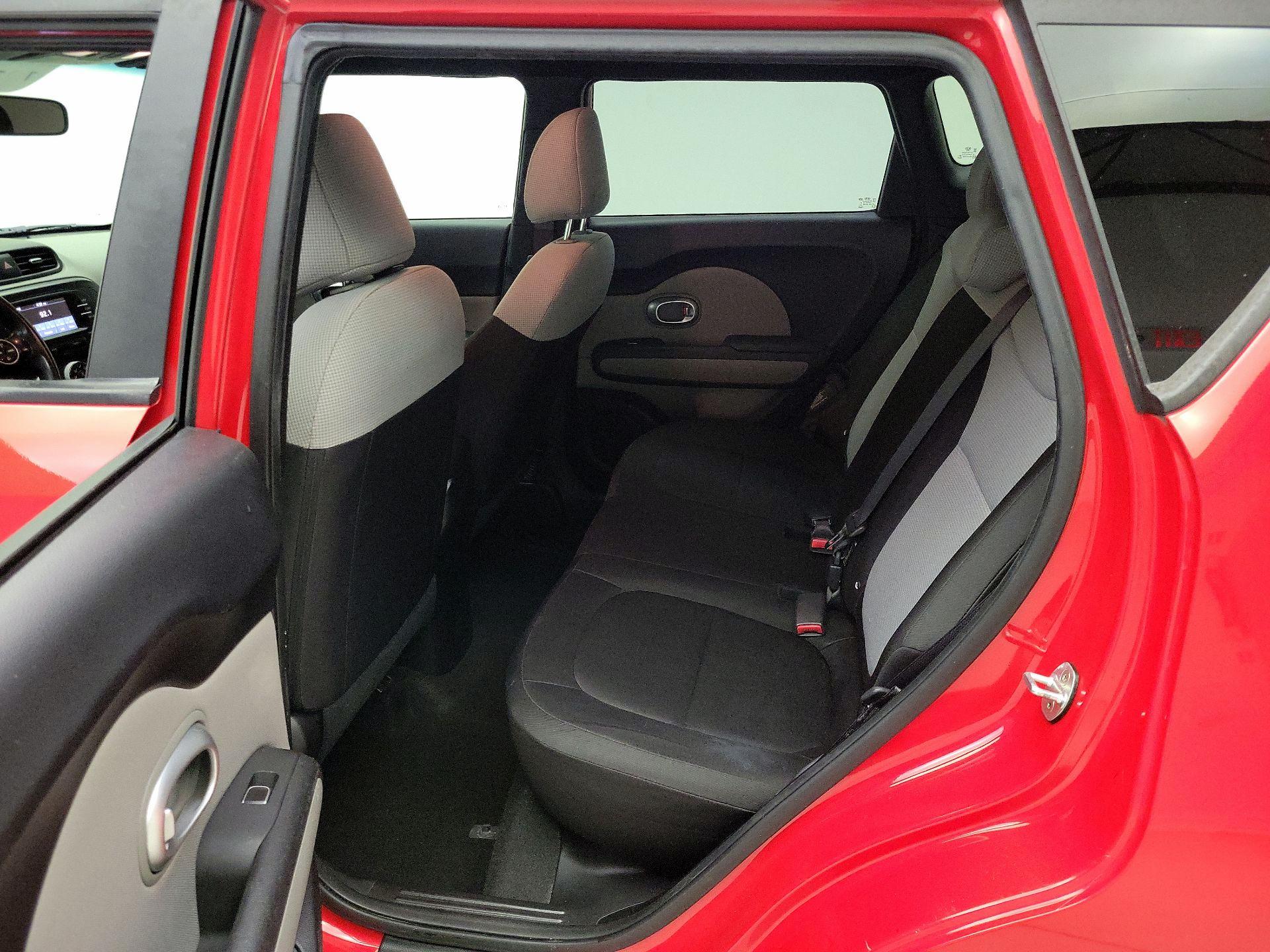 Thumbnail: 2019 Kia Soul - 19