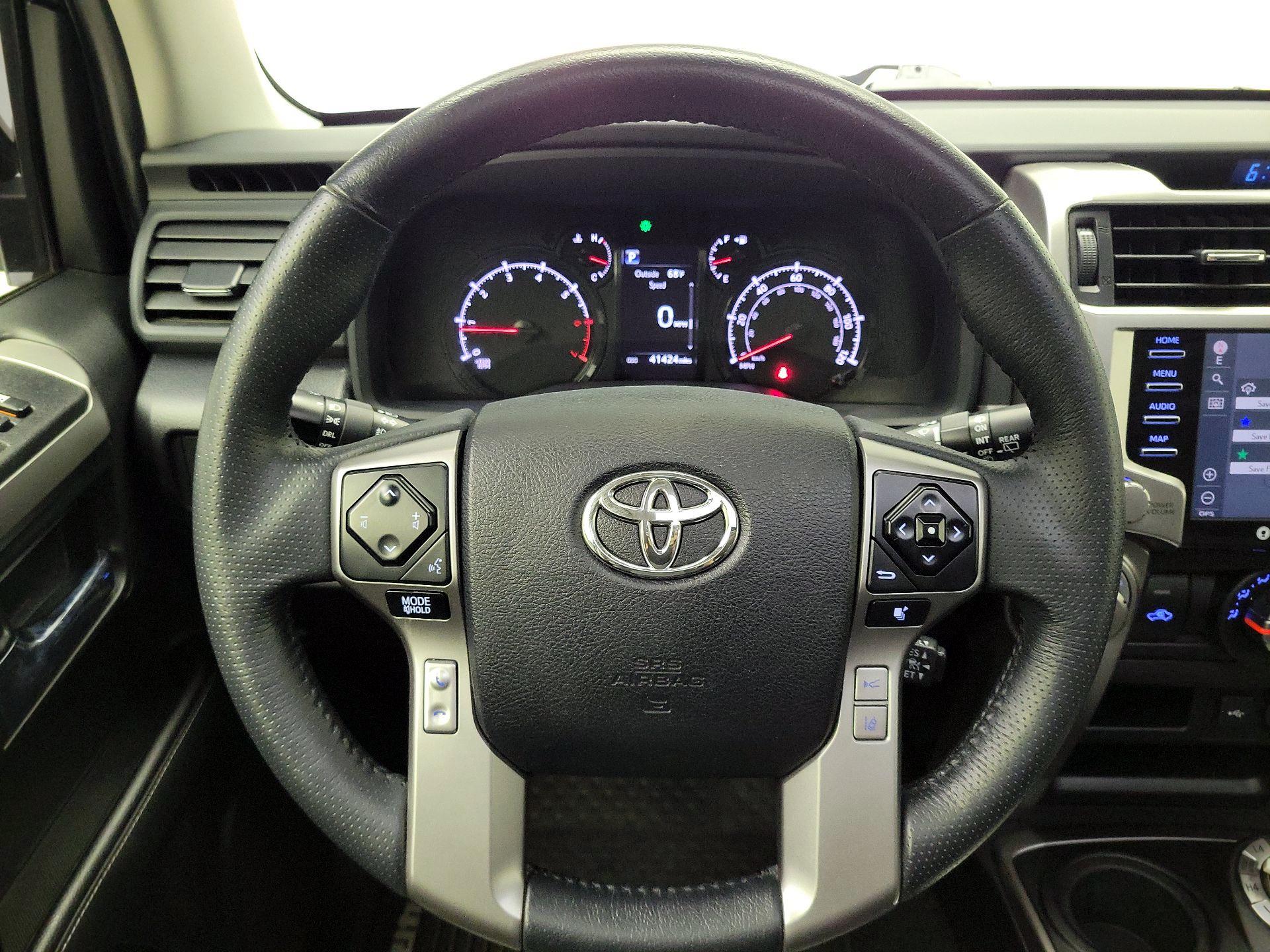 Thumbnail: 2020 Toyota 4Runner - 10