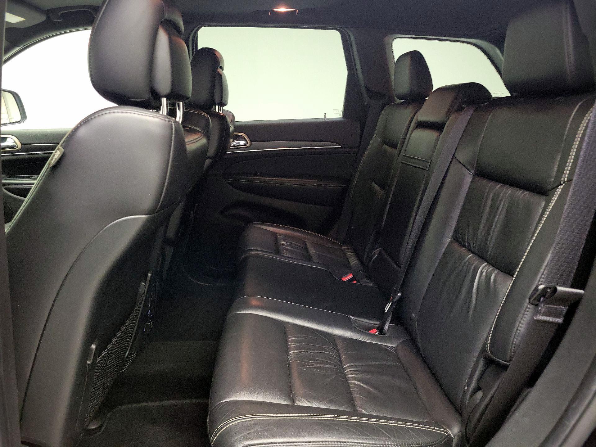 Thumbnail: 2014 Jeep Grand Cherokee - 19