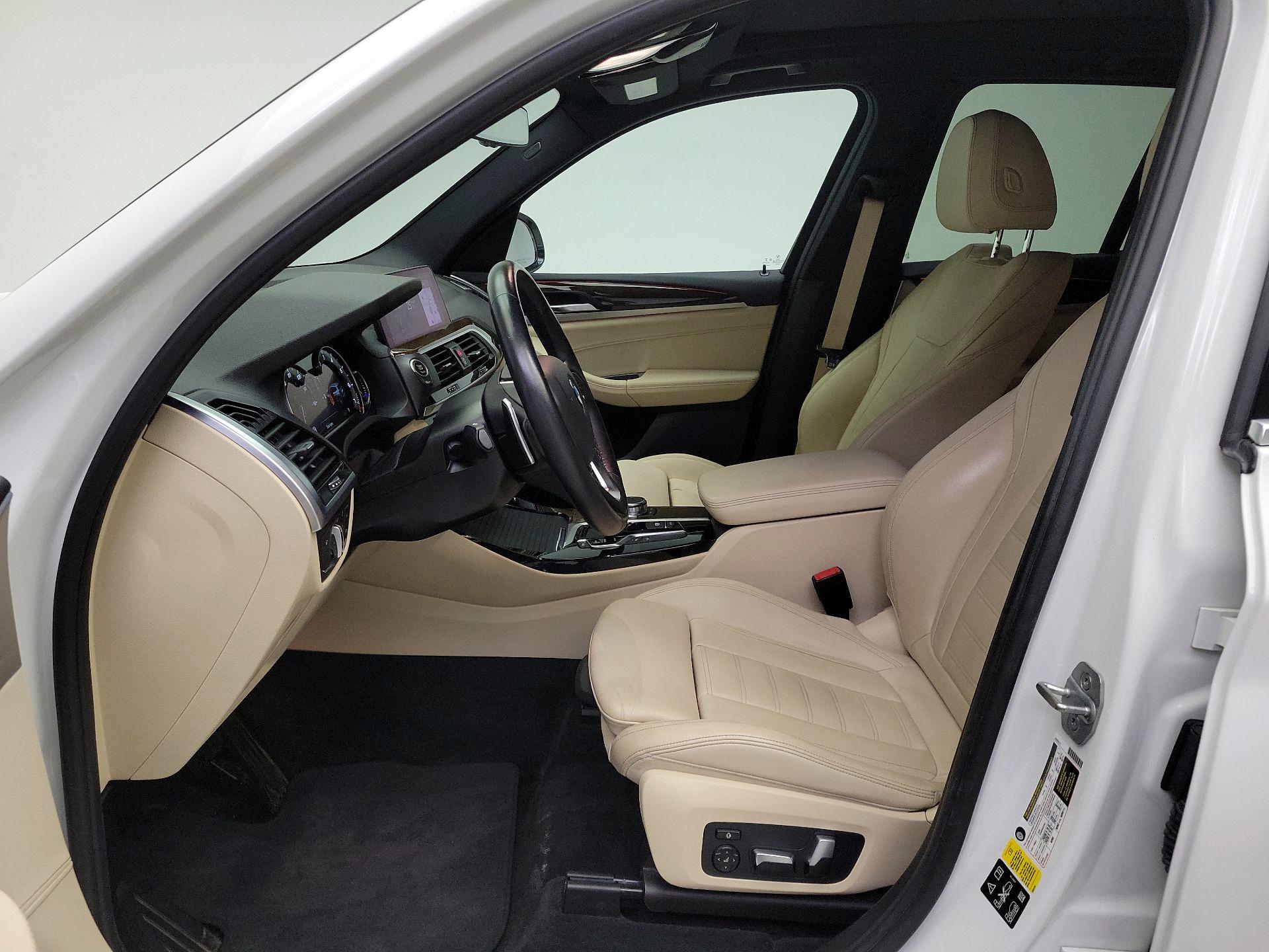 Thumbnail: 2019 BMW X3 - 11
