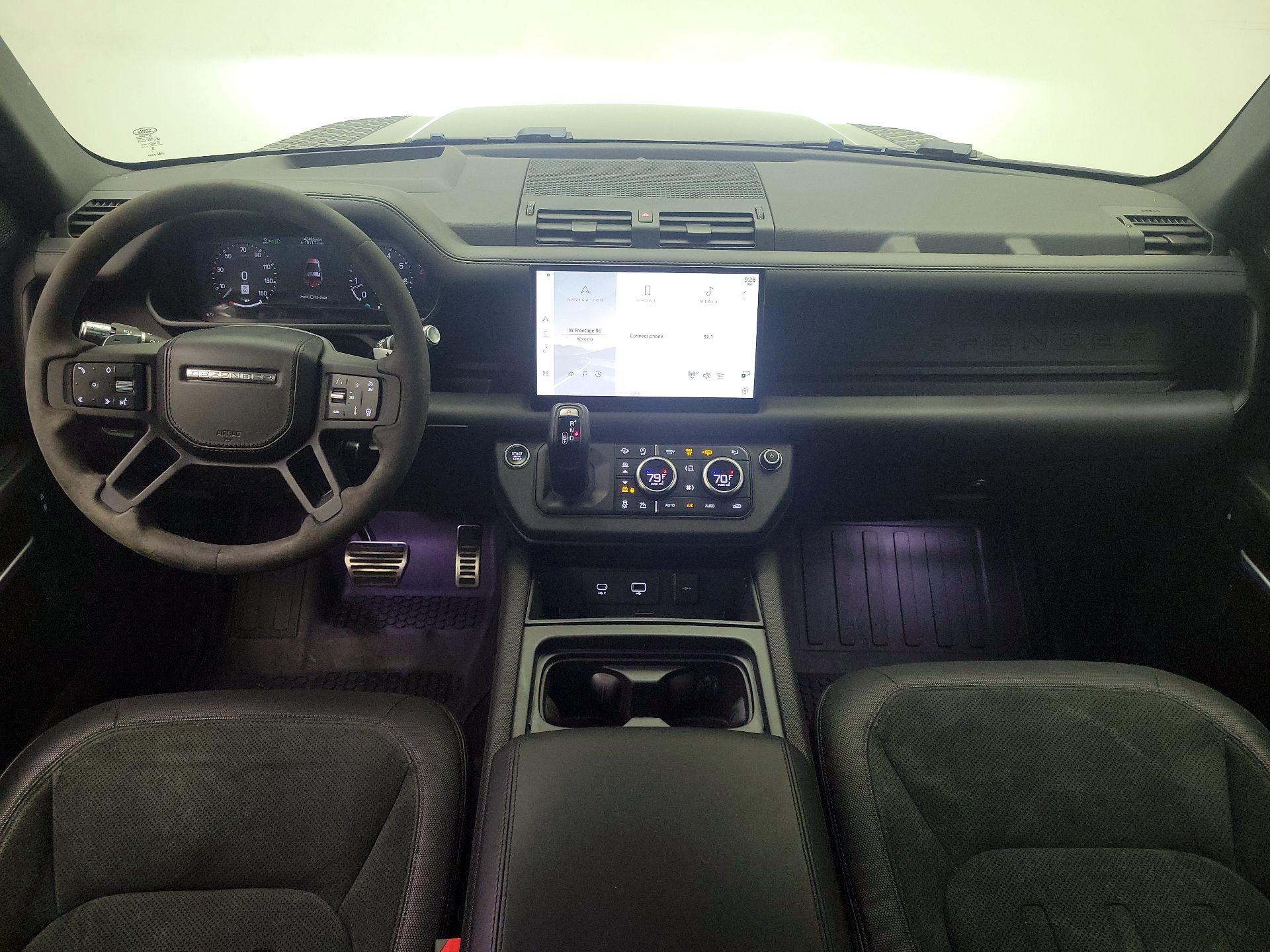 Thumbnail: 2022 Land Rover Defender - 9