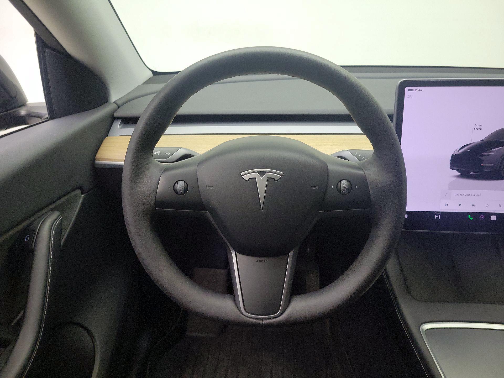 Thumbnail: 2022 Tesla Model Y - 10