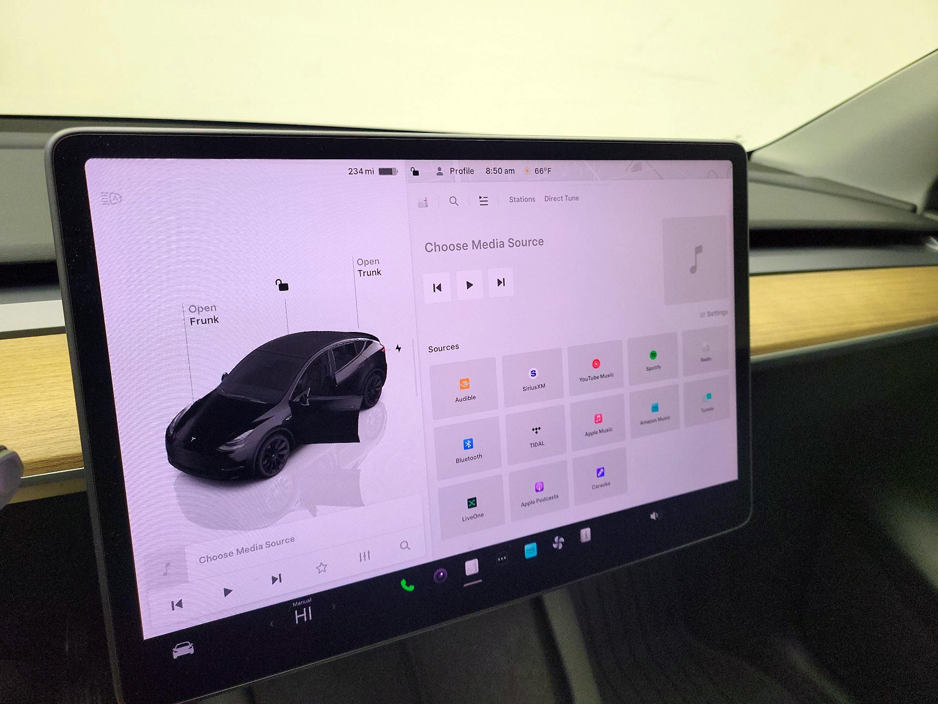 Thumbnail: 2022 Tesla Model Y - 15