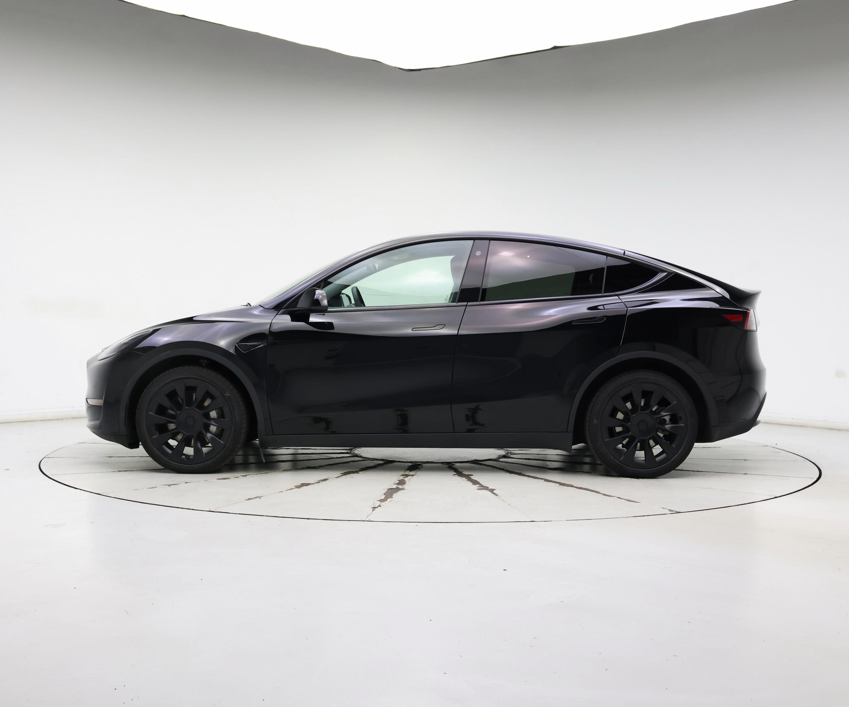 Thumbnail: 2022 Tesla Model Y - 3