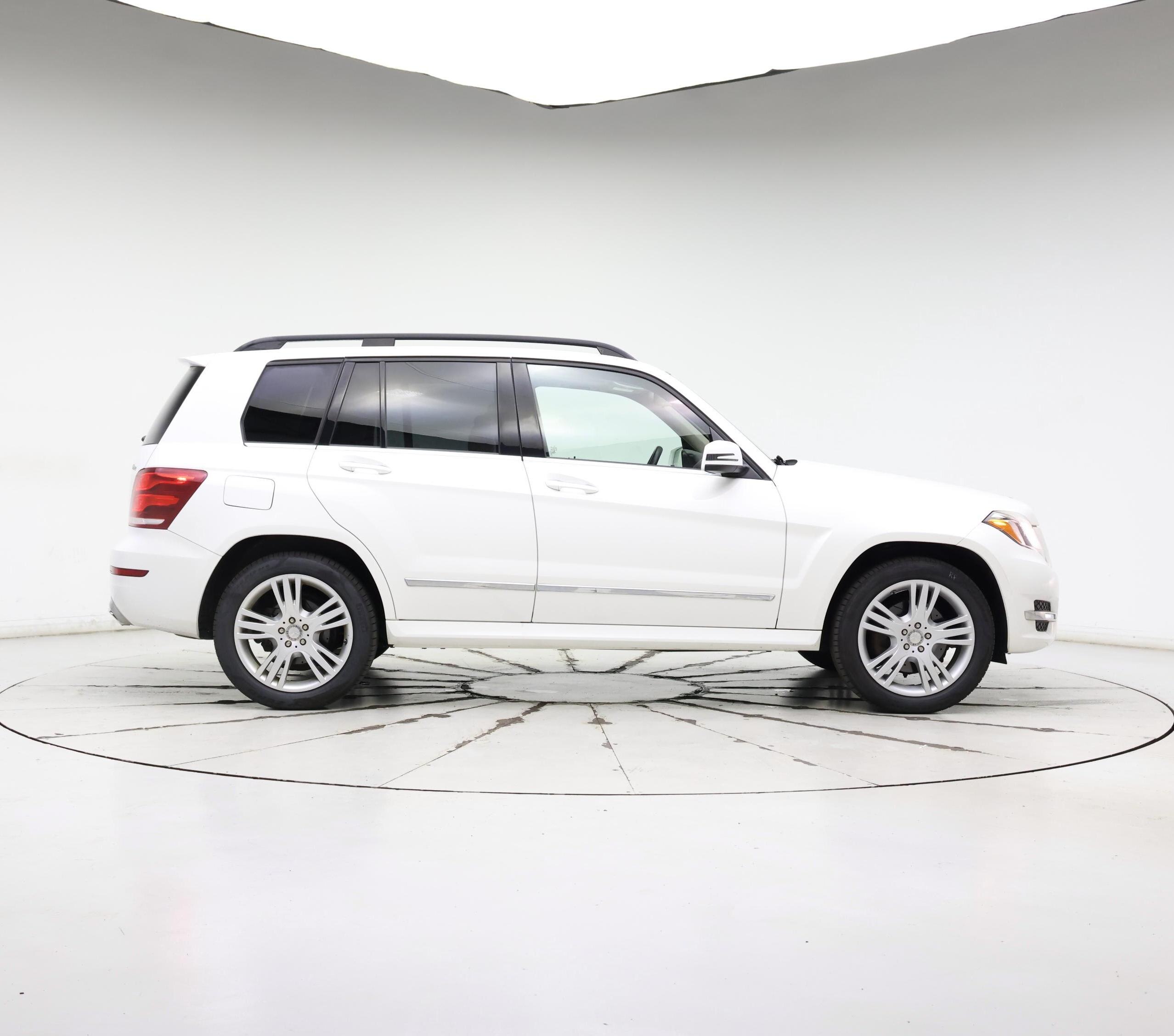 Thumbnail: 2015 Mercedes-Benz GLK - 7