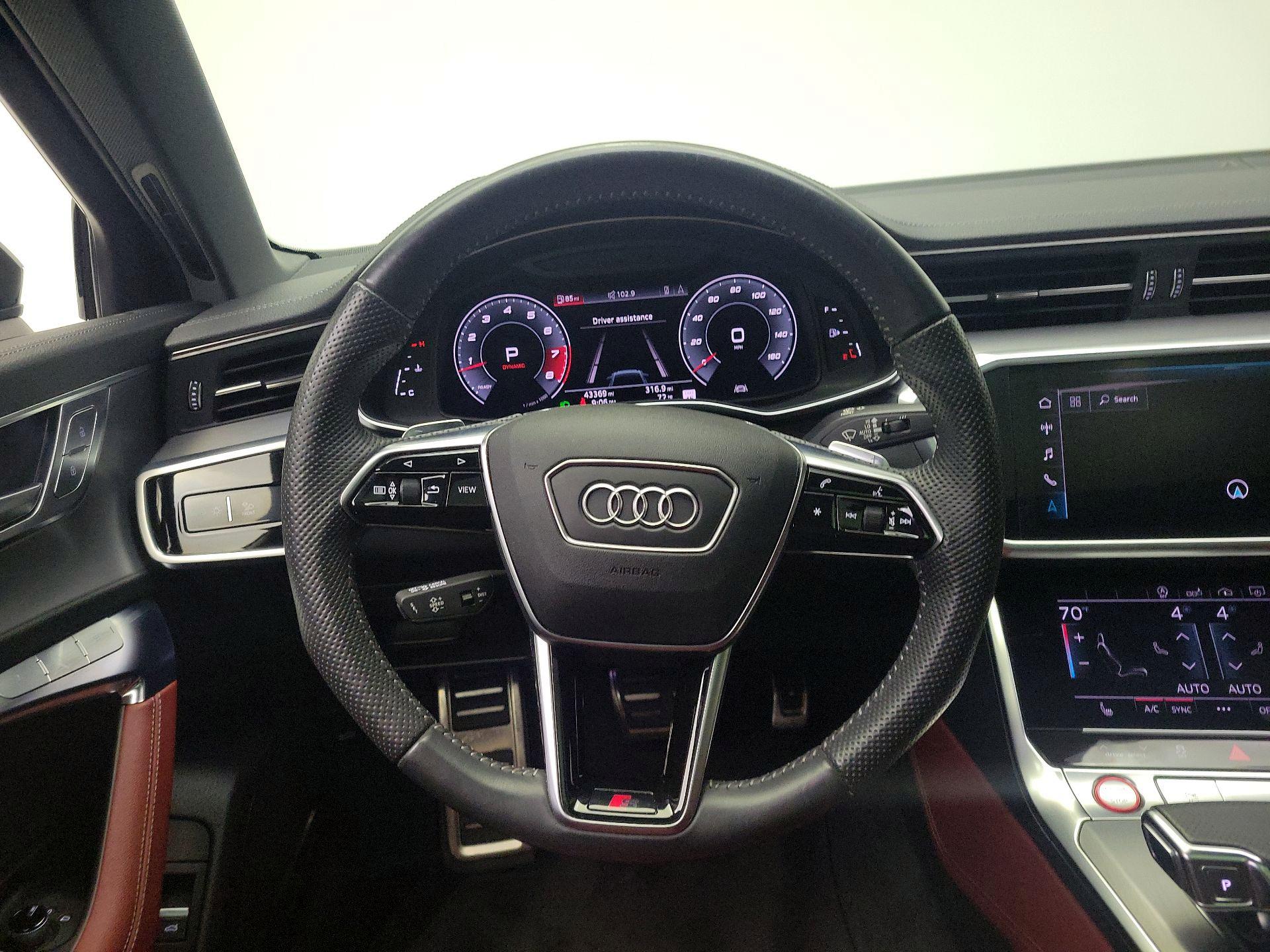 Thumbnail: 2020 Audi S6 - 10