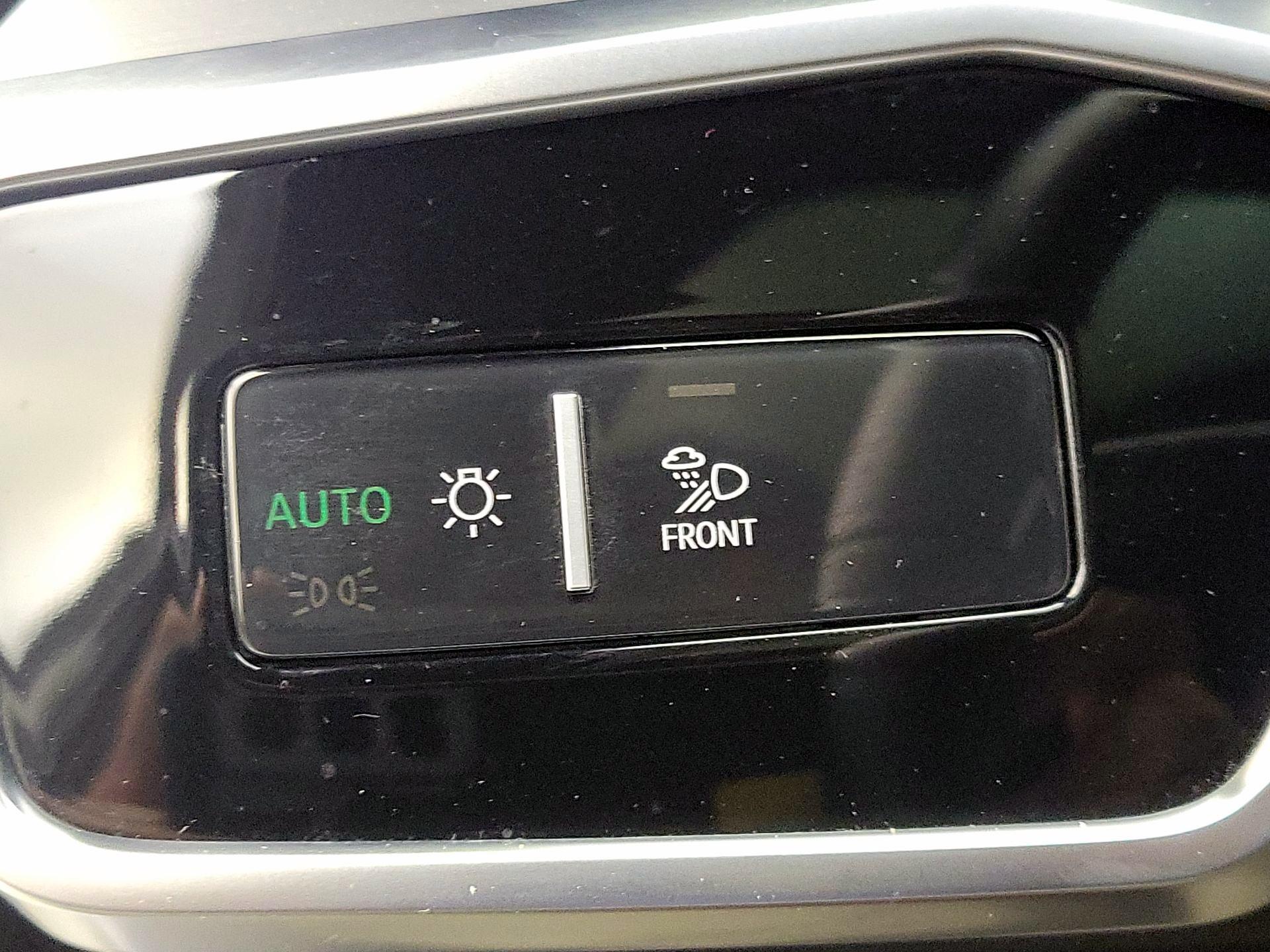 Thumbnail: 2020 Audi S6 - 13