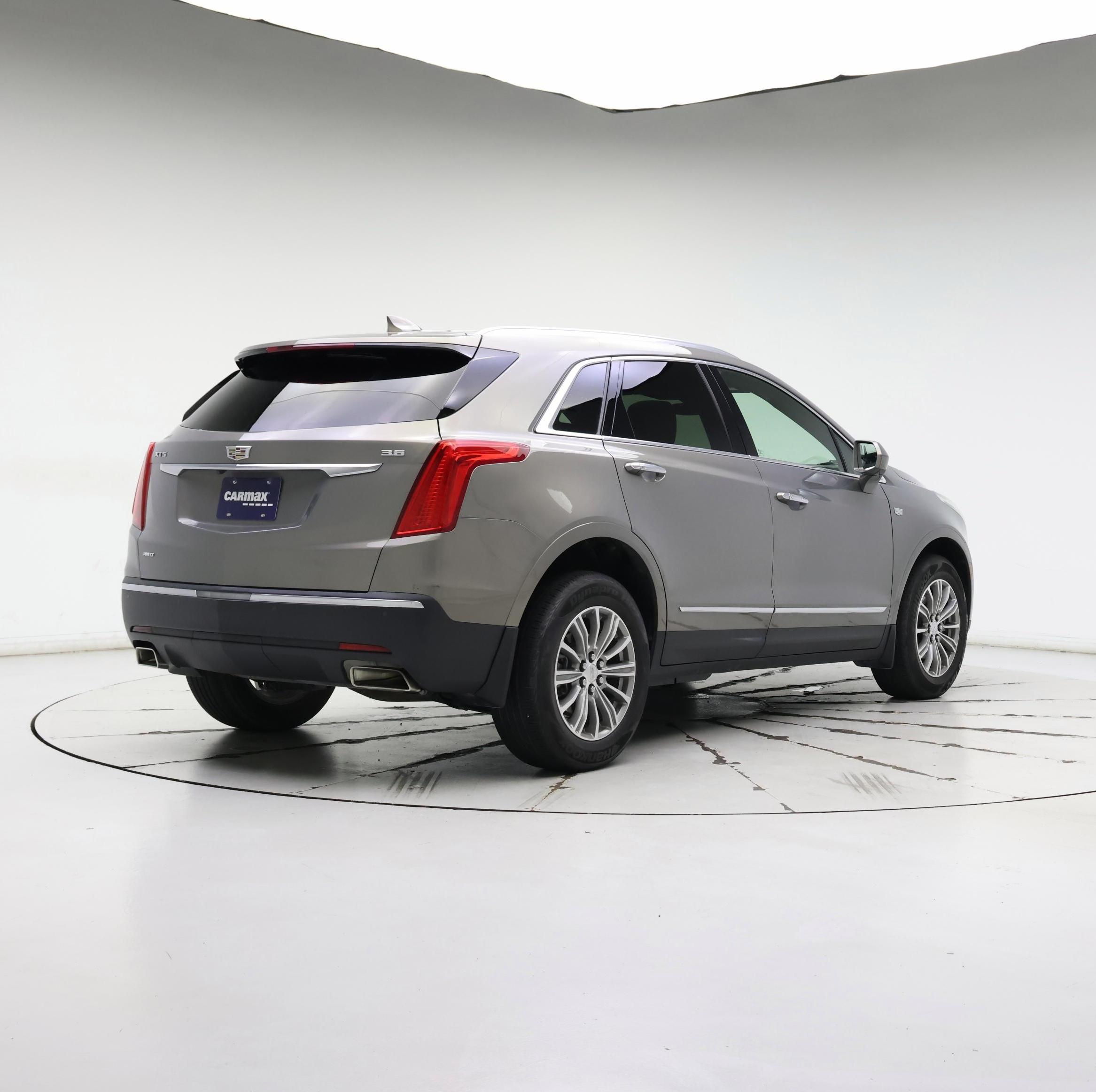 Thumbnail: 2018 Cadillac XT5 - 8