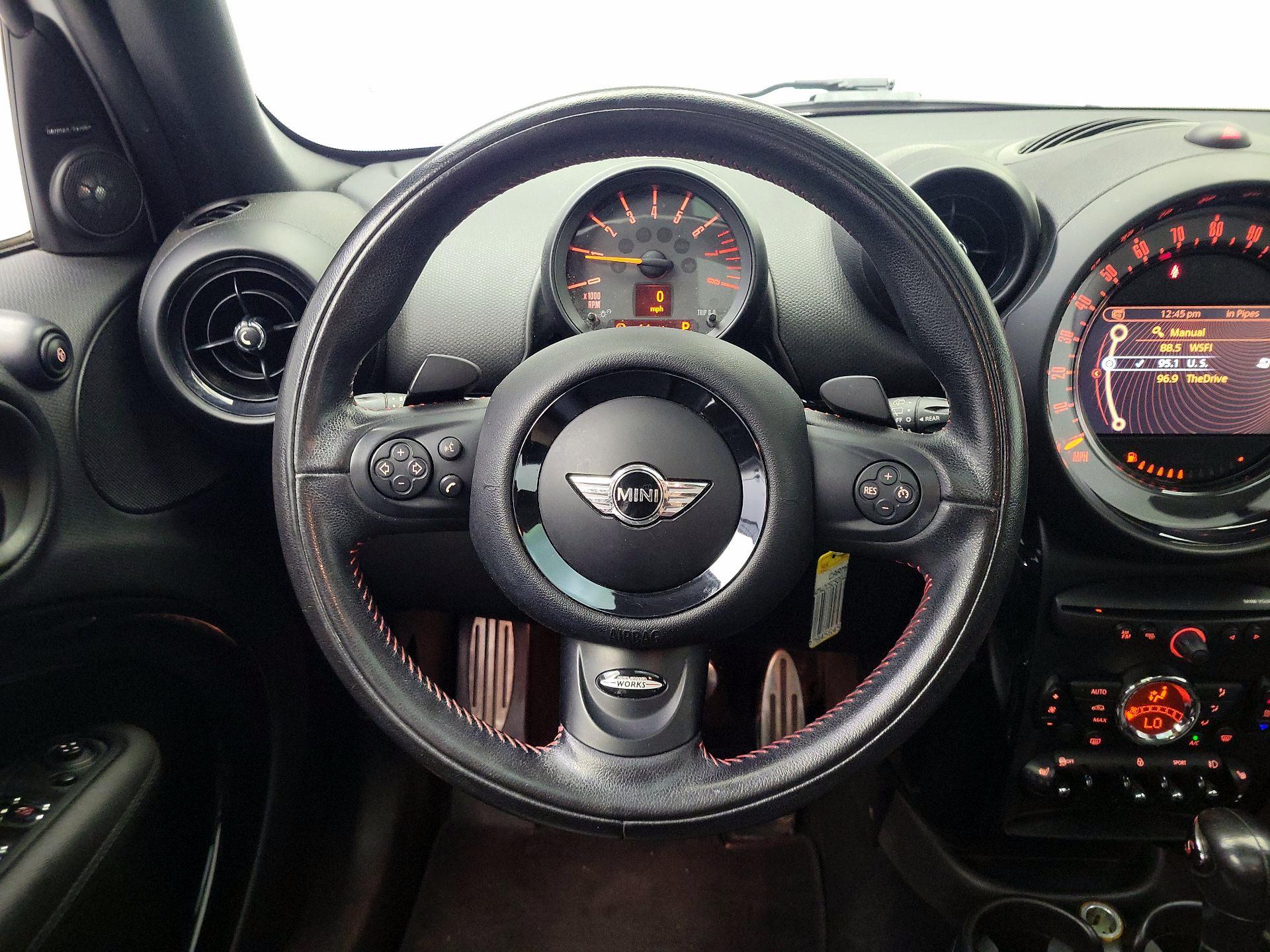 Thumbnail: 2016 MINI Cooper Countryman - 10