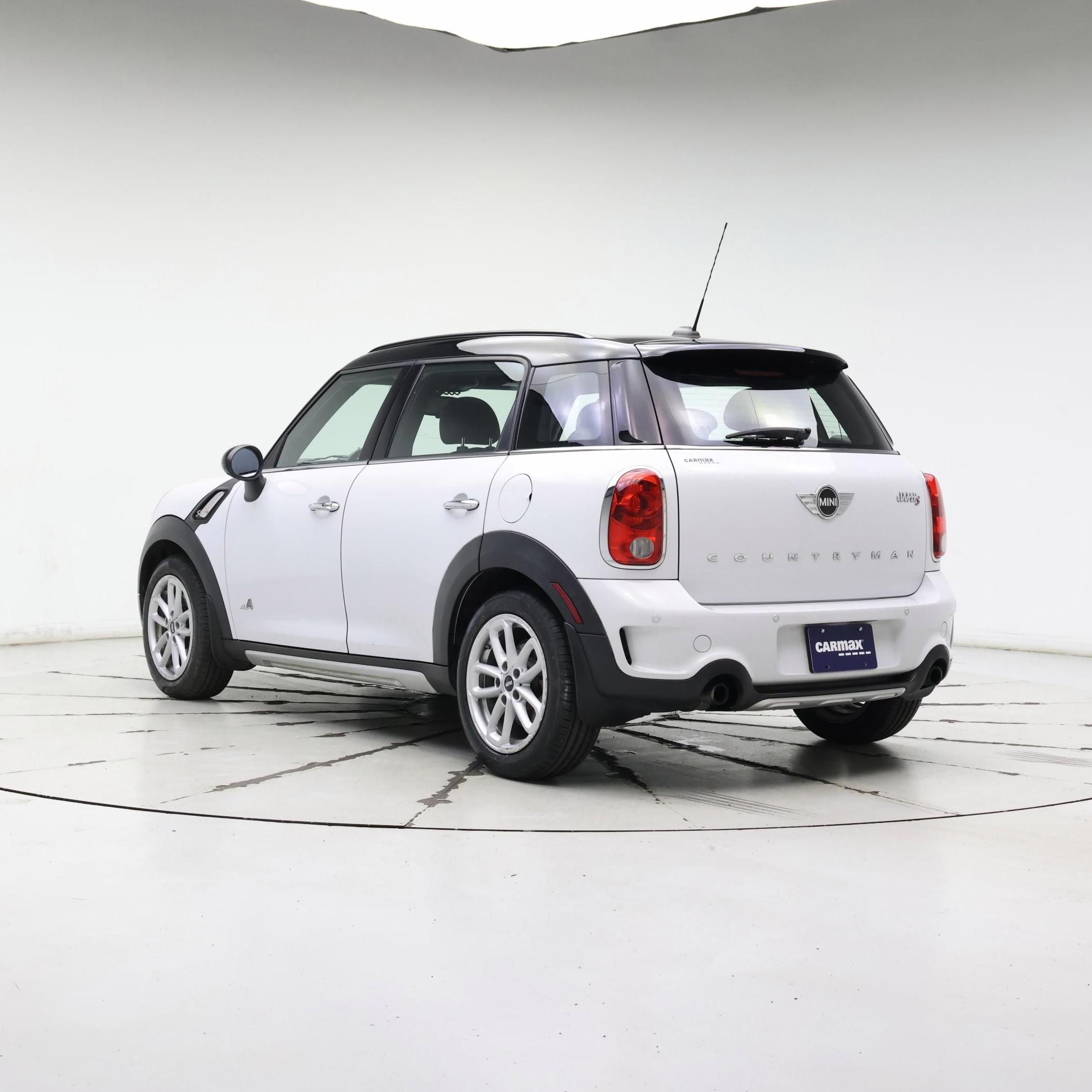 Thumbnail: 2016 MINI Cooper Countryman - 2