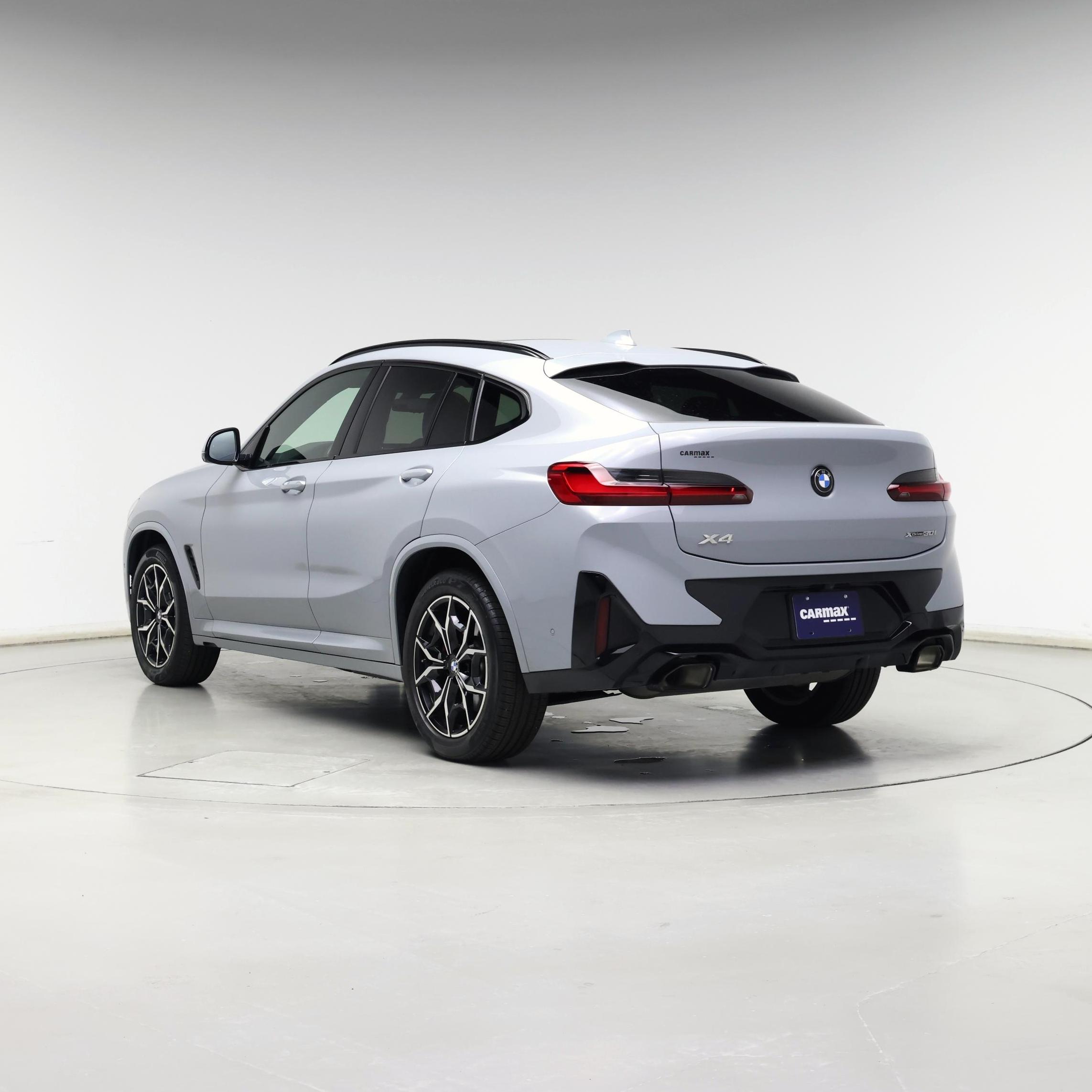 Thumbnail: 2023 BMW X4 - 2