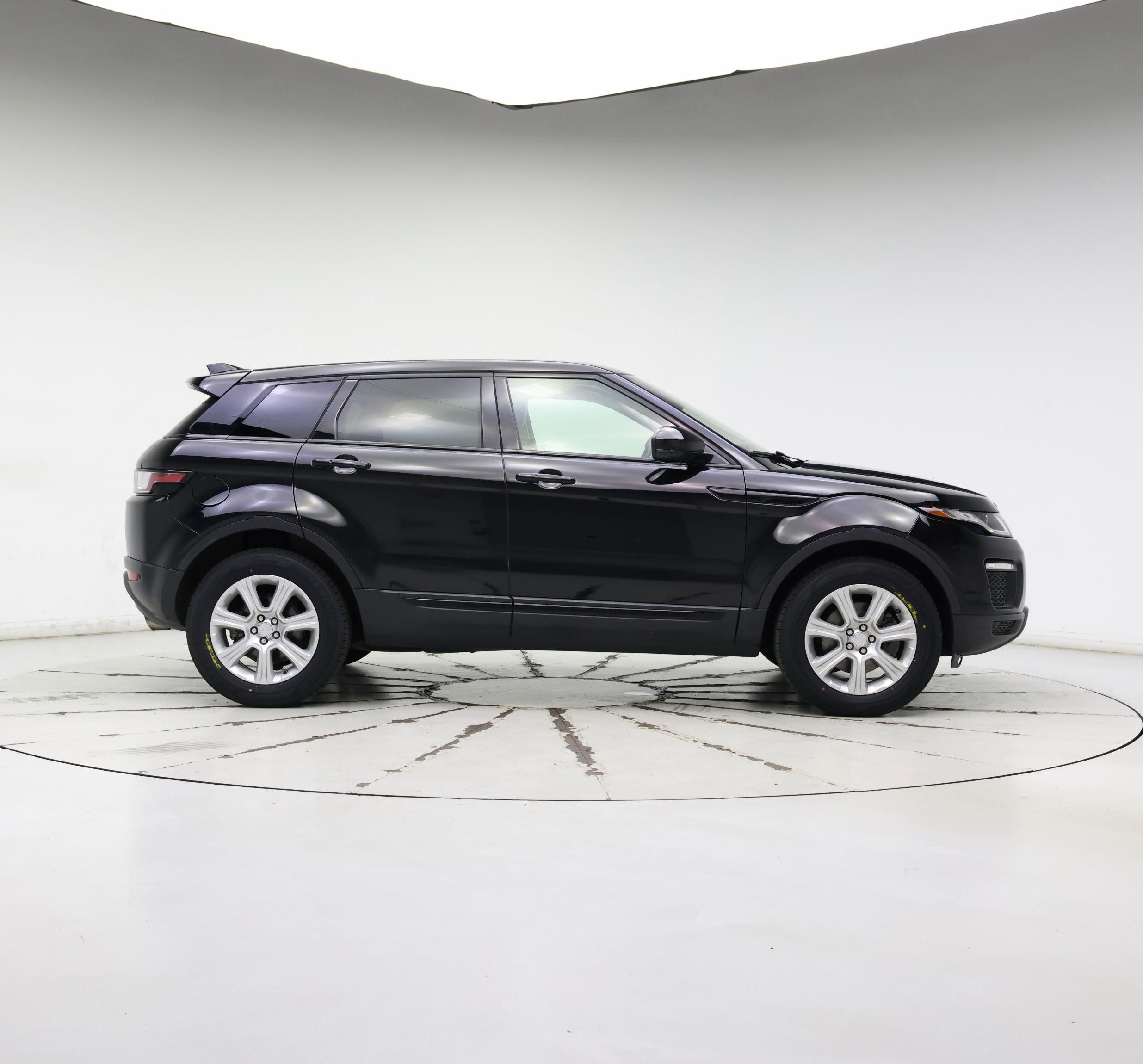 Thumbnail: 2018 Land Rover Range Rover Evoque - 7