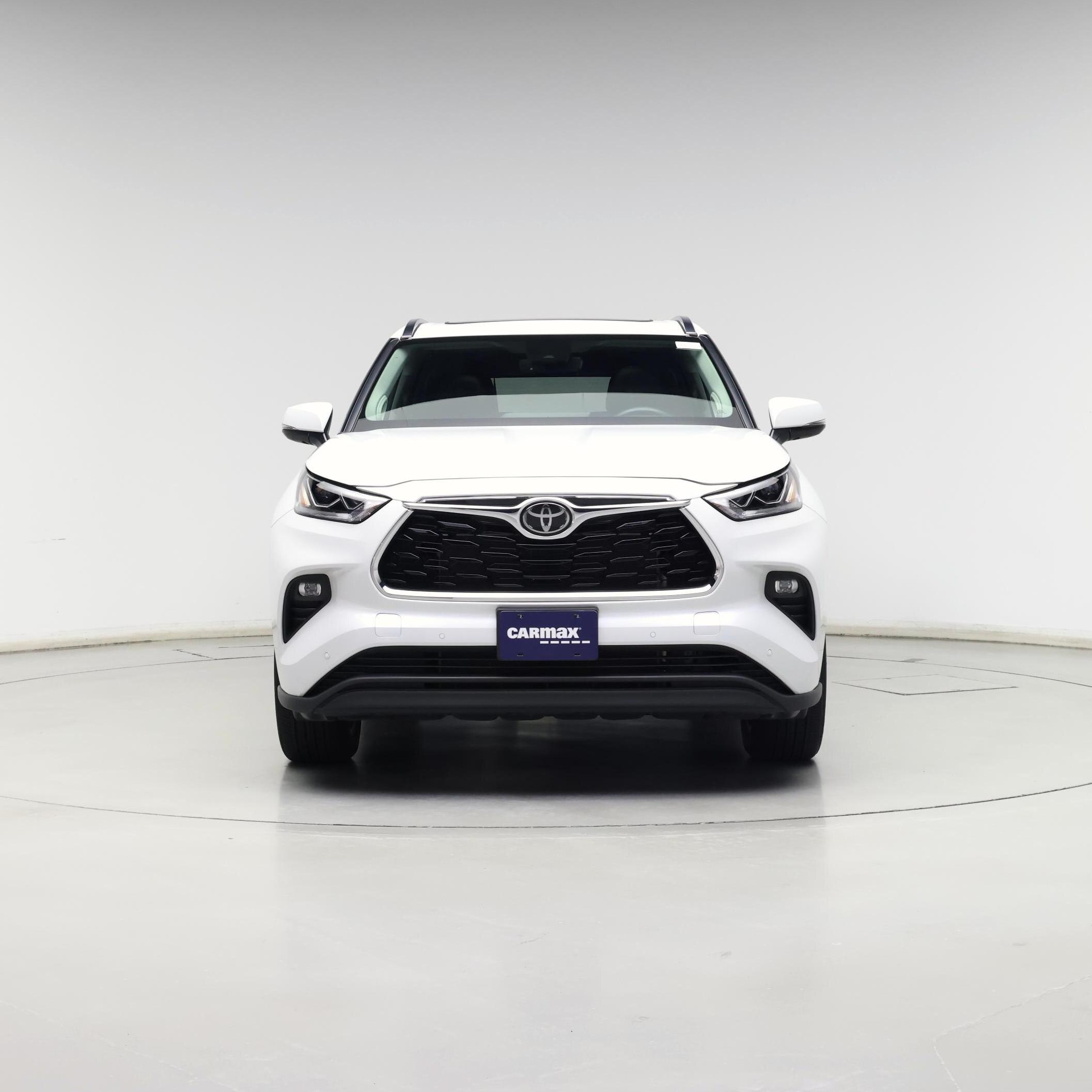 Thumbnail: 2023 Toyota Highlander - 5