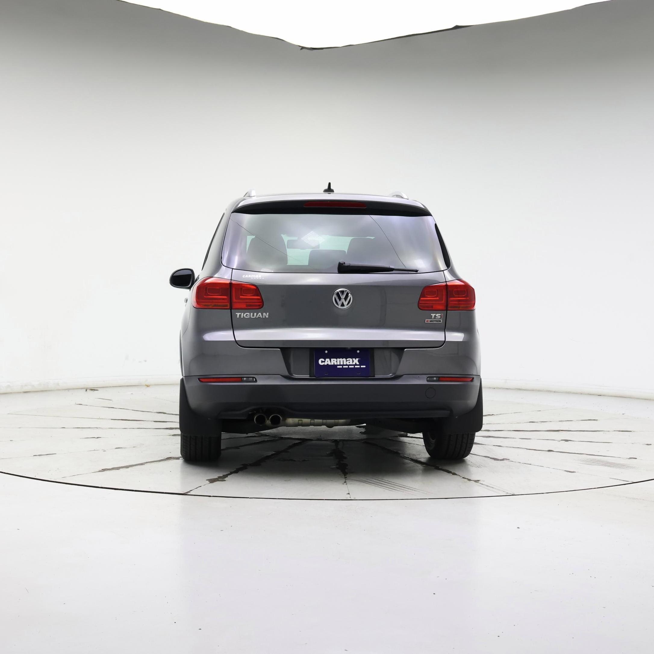 Thumbnail: 2017 Volkswagen Tiguan - 6