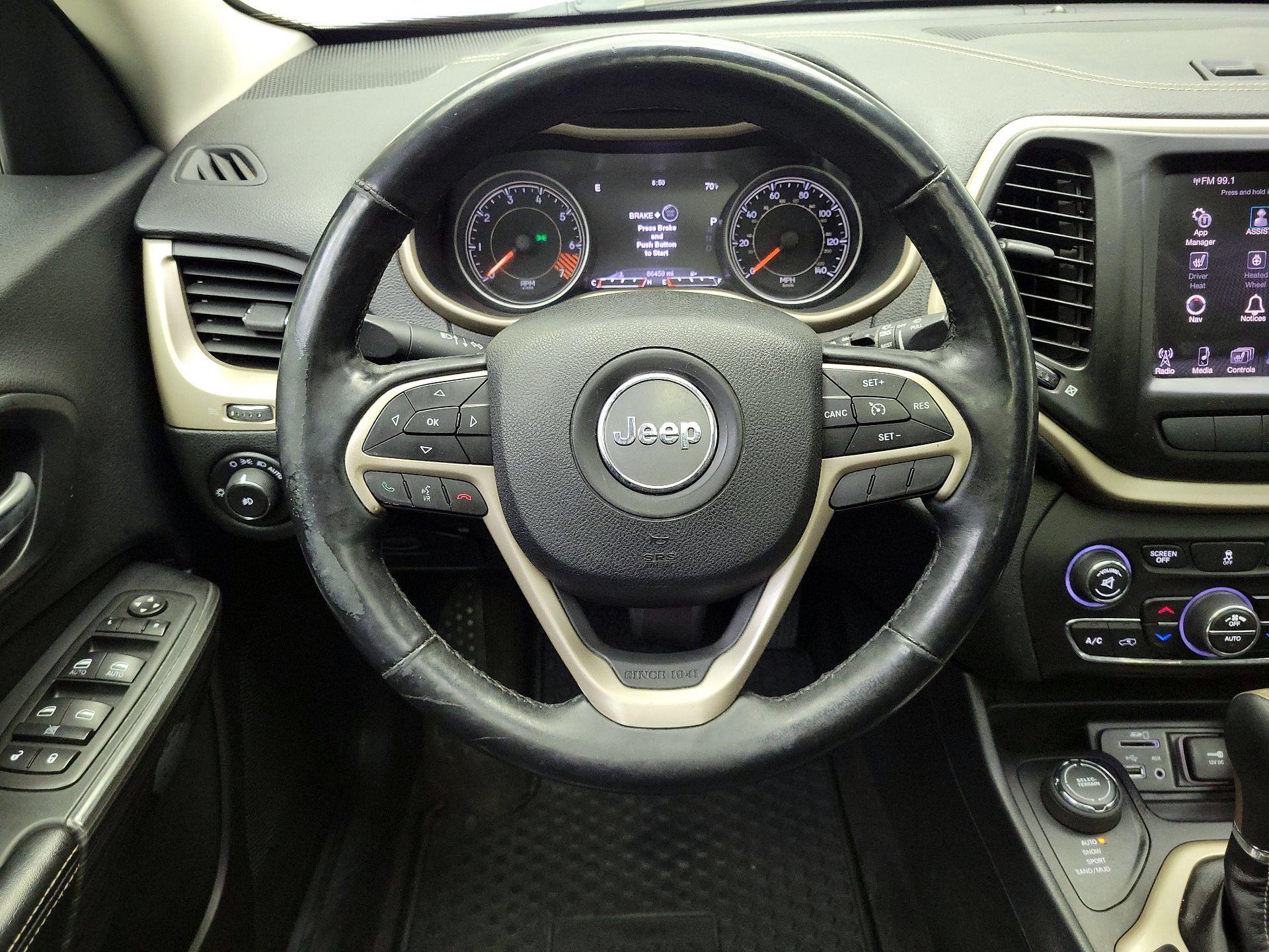 Thumbnail: 2015 Jeep Cherokee - 10