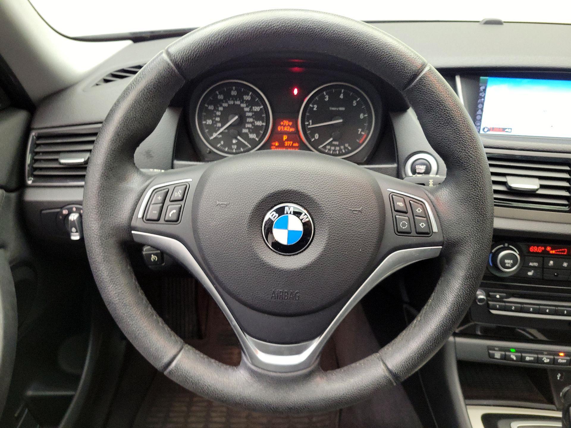 Thumbnail: 2015 BMW X1 - 10