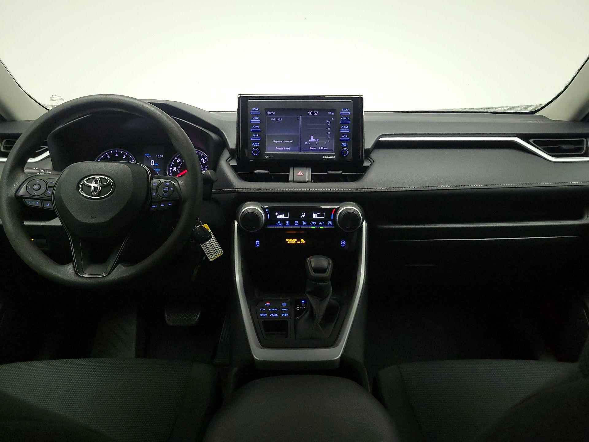 Thumbnail: 2021 Toyota RAV4 - 9
