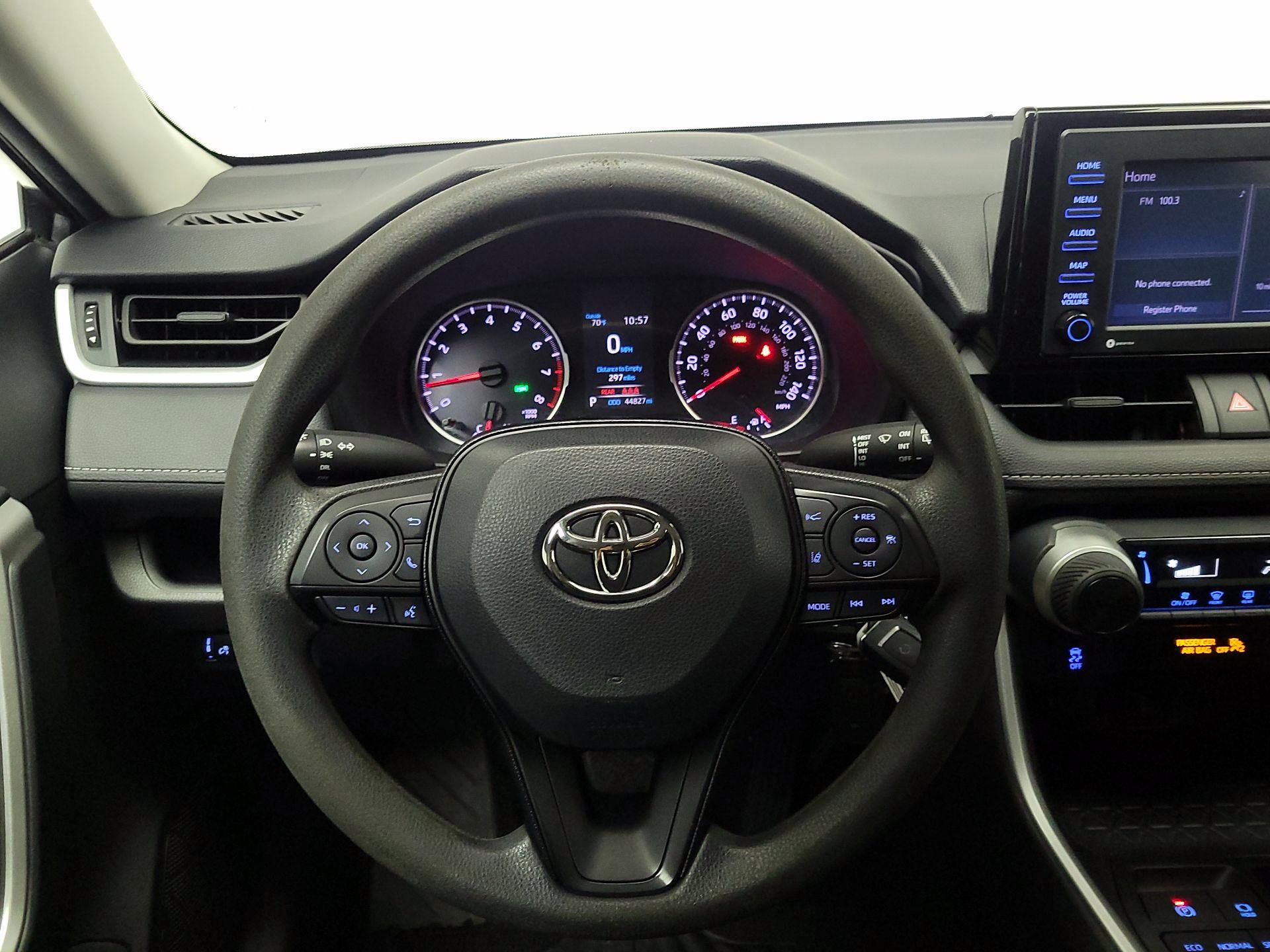 Thumbnail: 2021 Toyota RAV4 - 10
