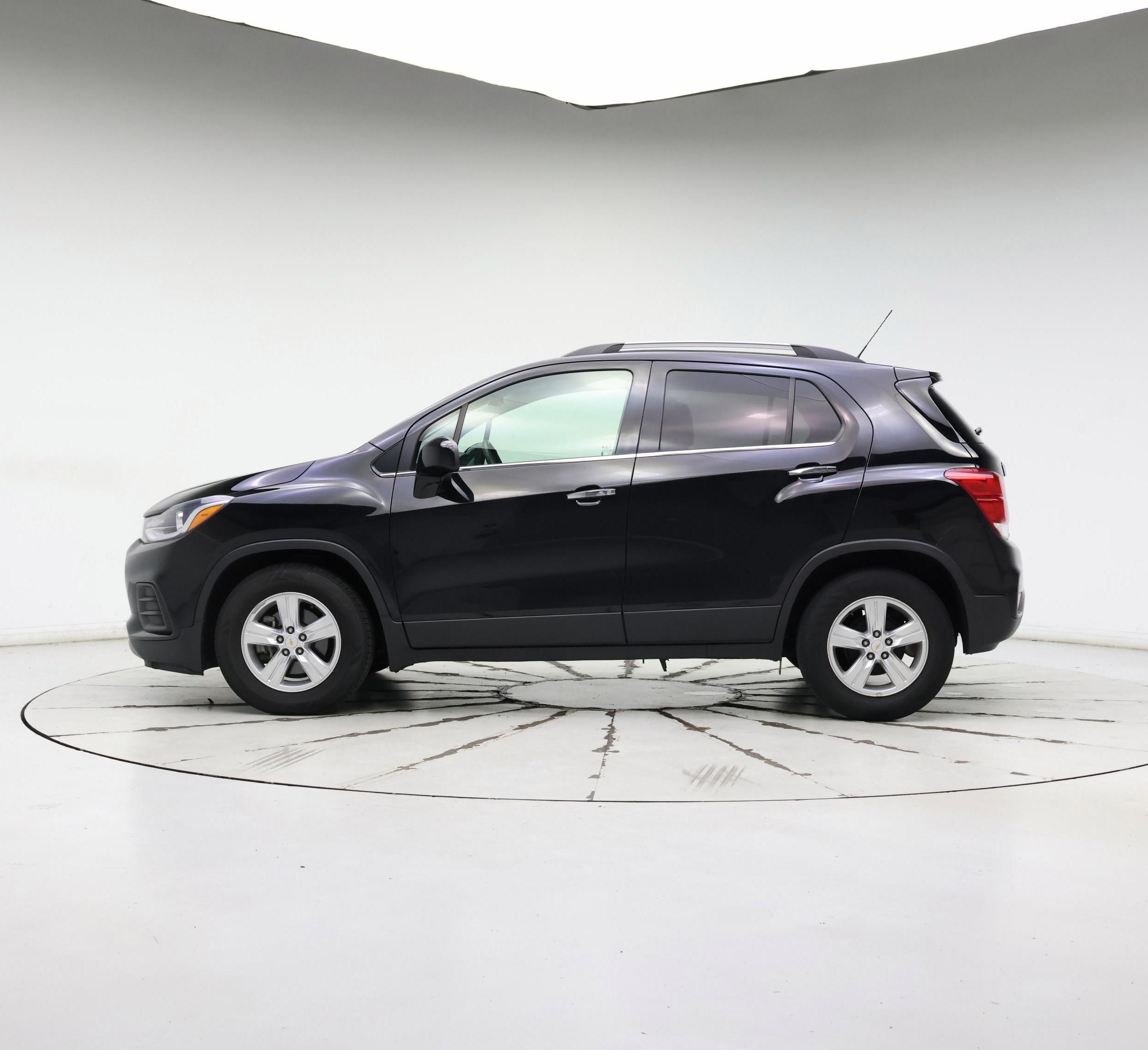 Thumbnail: 2019 Chevrolet Trax - 3