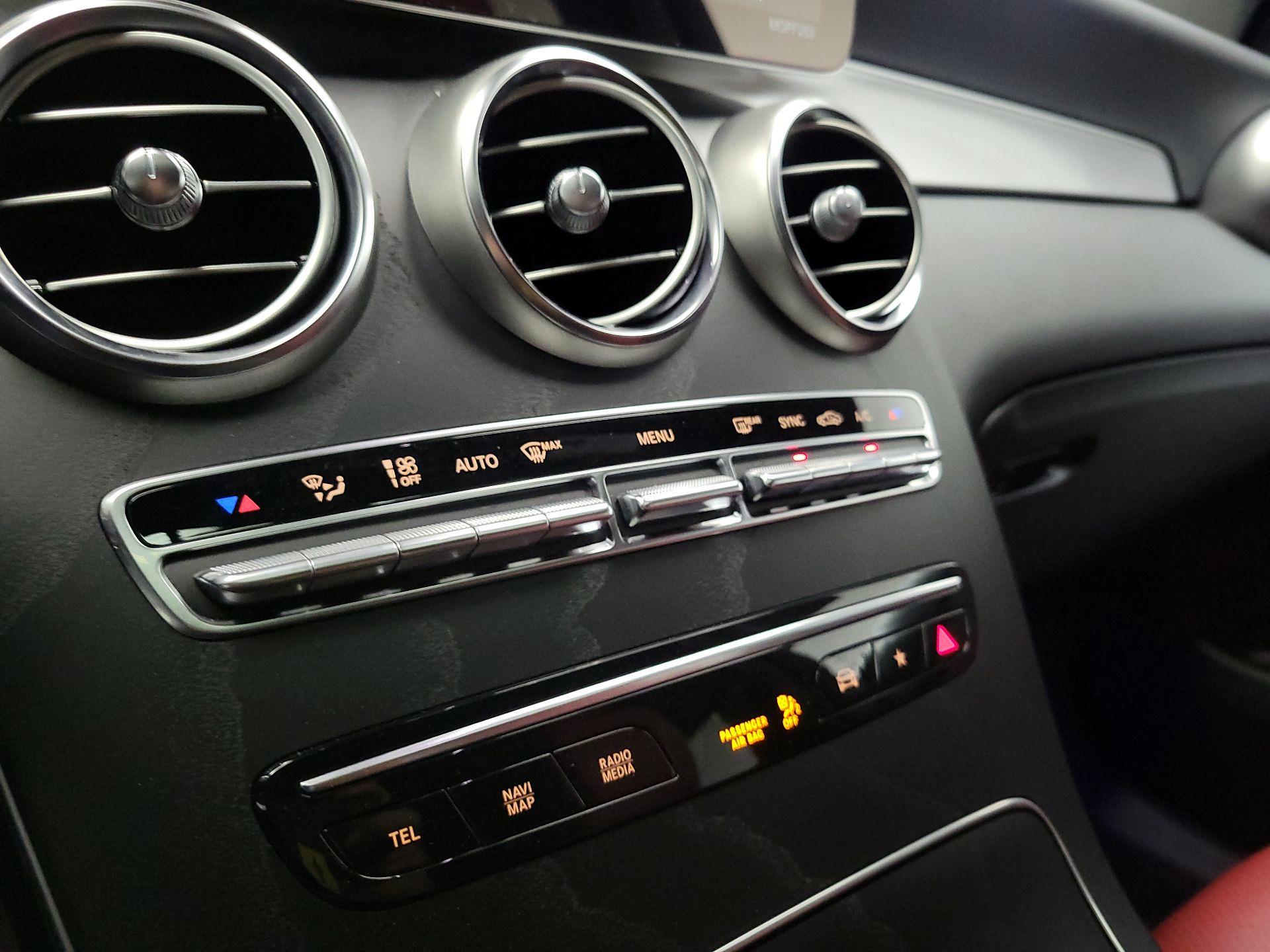 Thumbnail: 2020 Mercedes-Benz GLC - 17