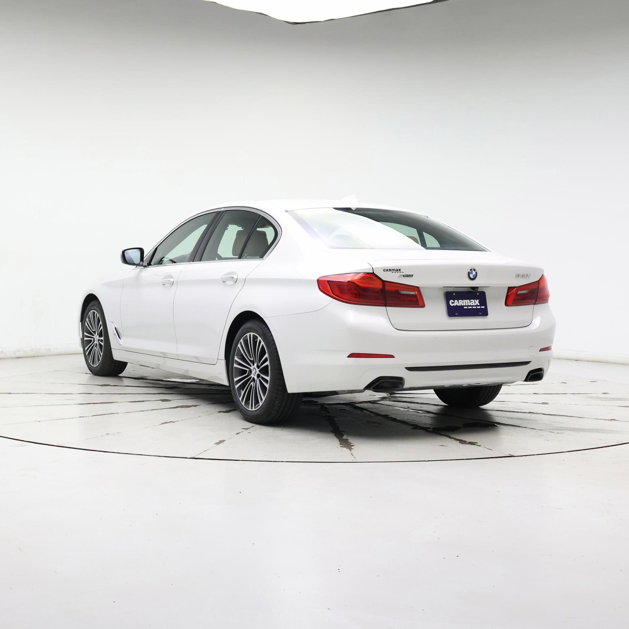 Thumbnail: 2018 BMW 5 Series - 2