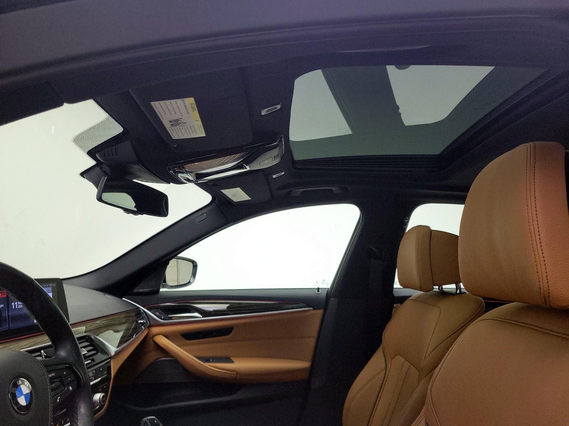 Thumbnail: 2018 BMW 5 Series - 20
