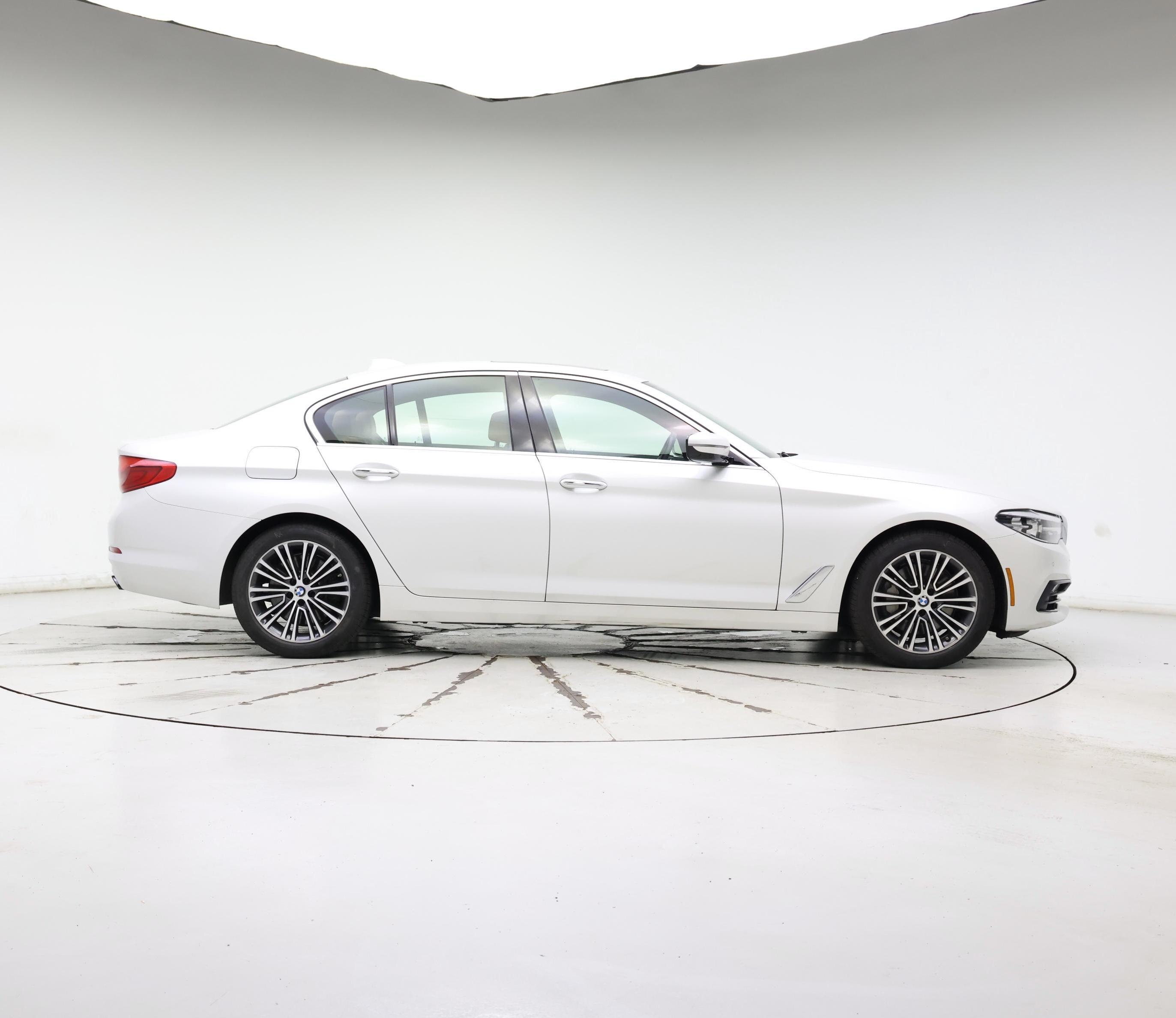 Thumbnail: 2018 BMW 5 Series - 7