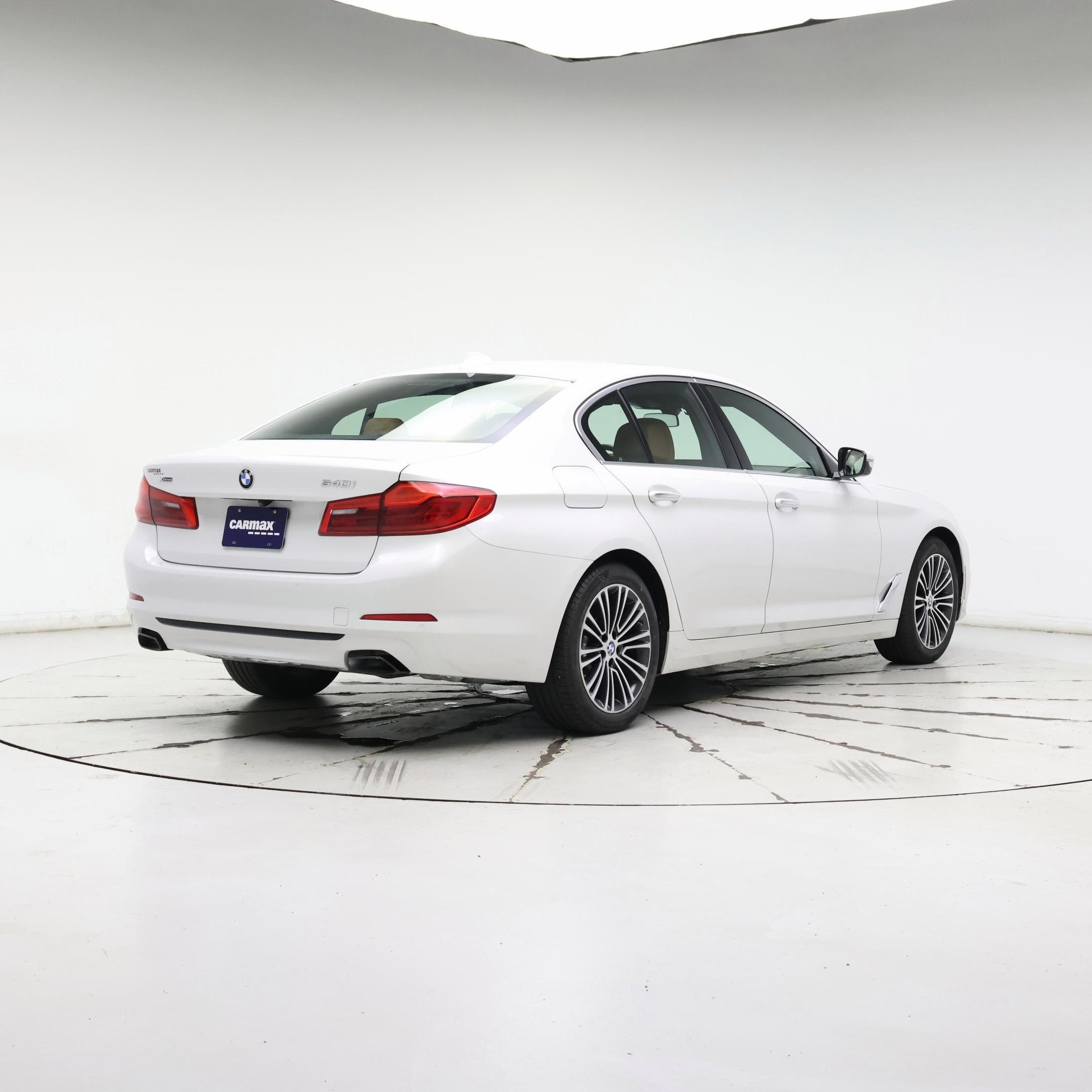 Thumbnail: 2018 BMW 5 Series - 8