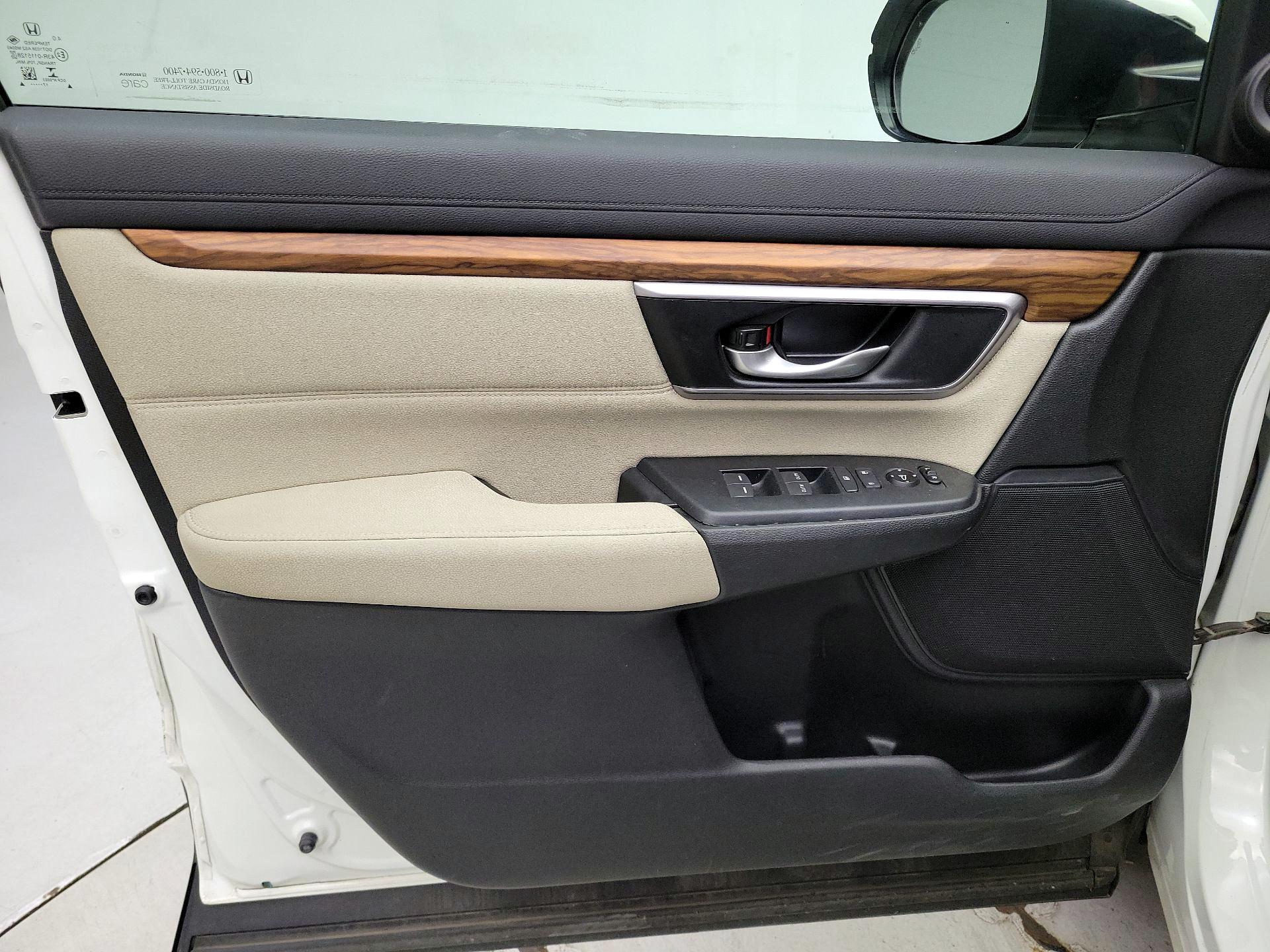 Thumbnail: 2017 Honda CR-V - 12