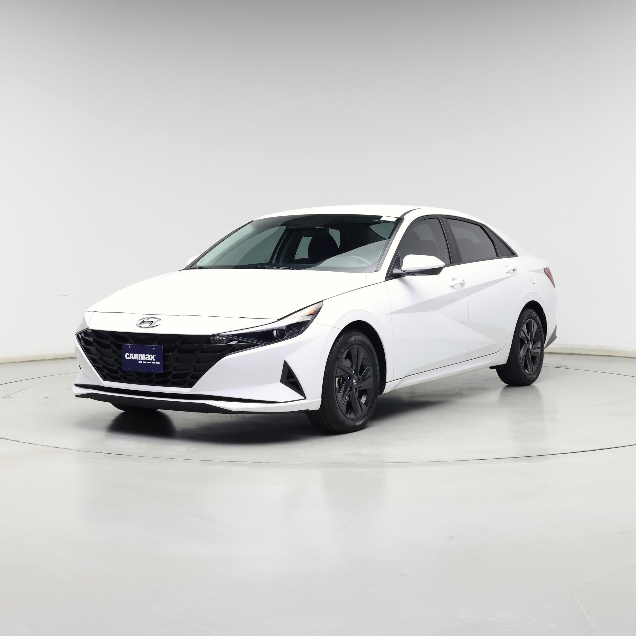 Thumbnail: 2023 Hyundai Elantra - 4