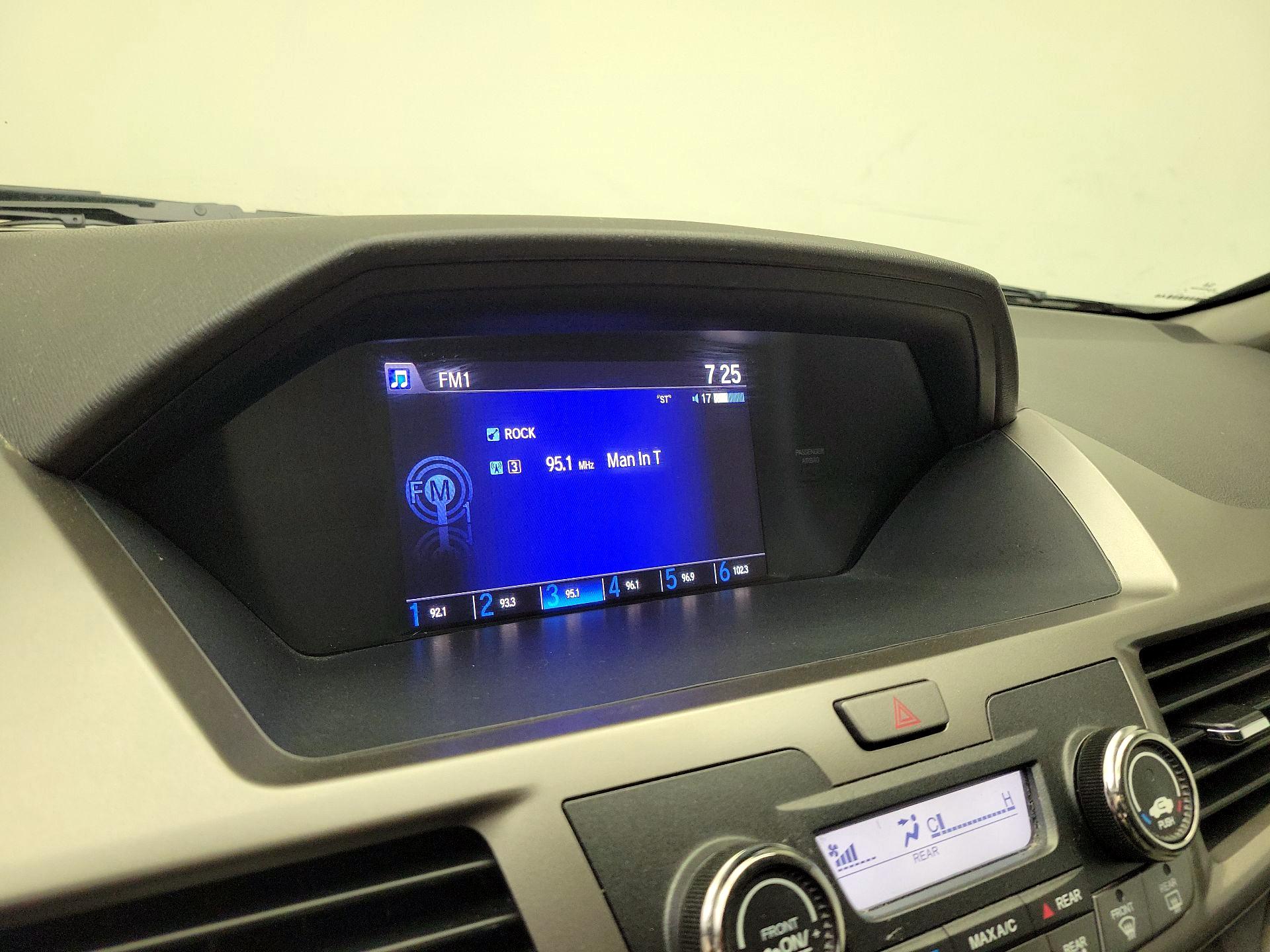 Thumbnail: 2016 Honda Odyssey - 15