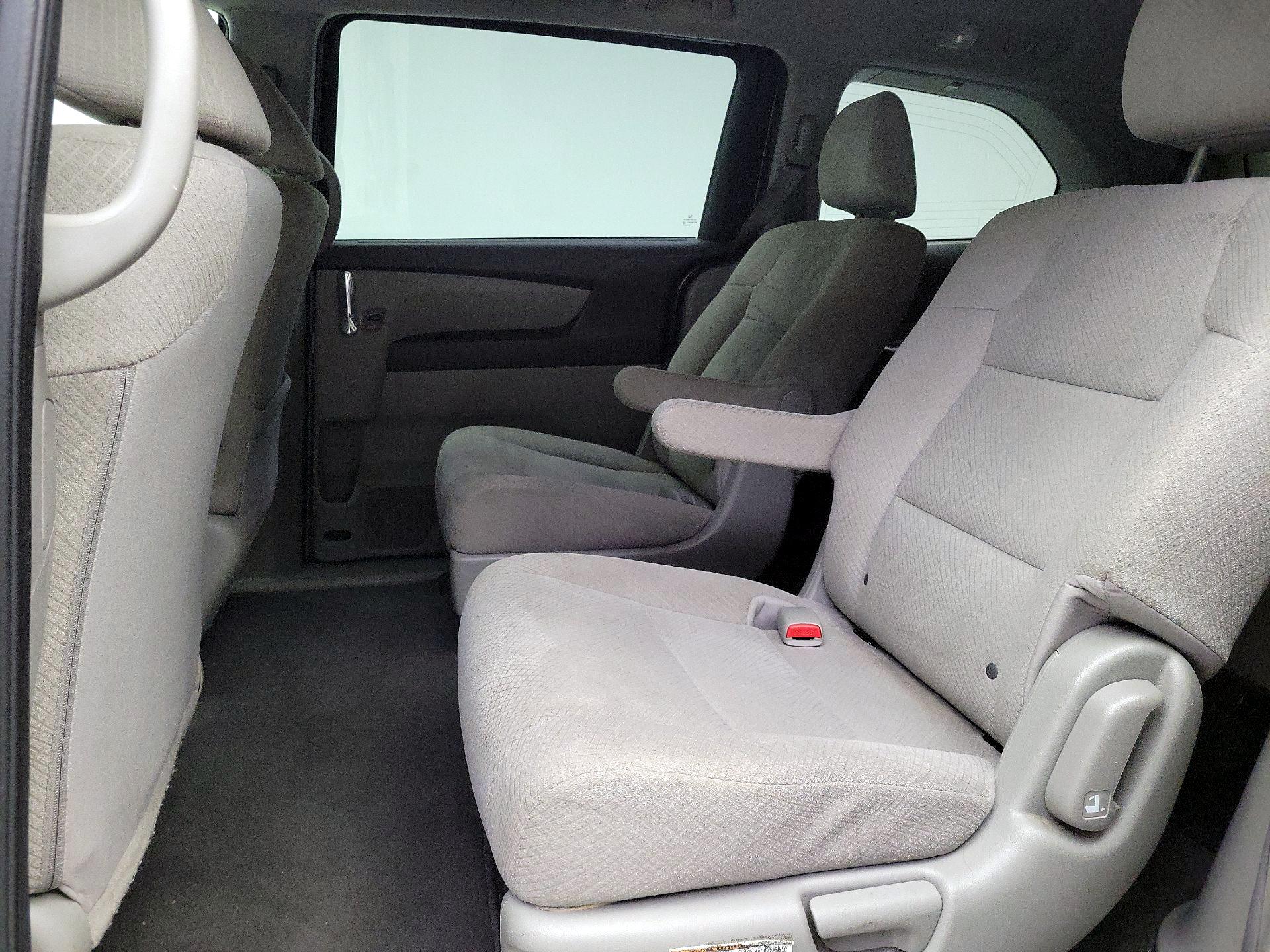 Thumbnail: 2016 Honda Odyssey - 19