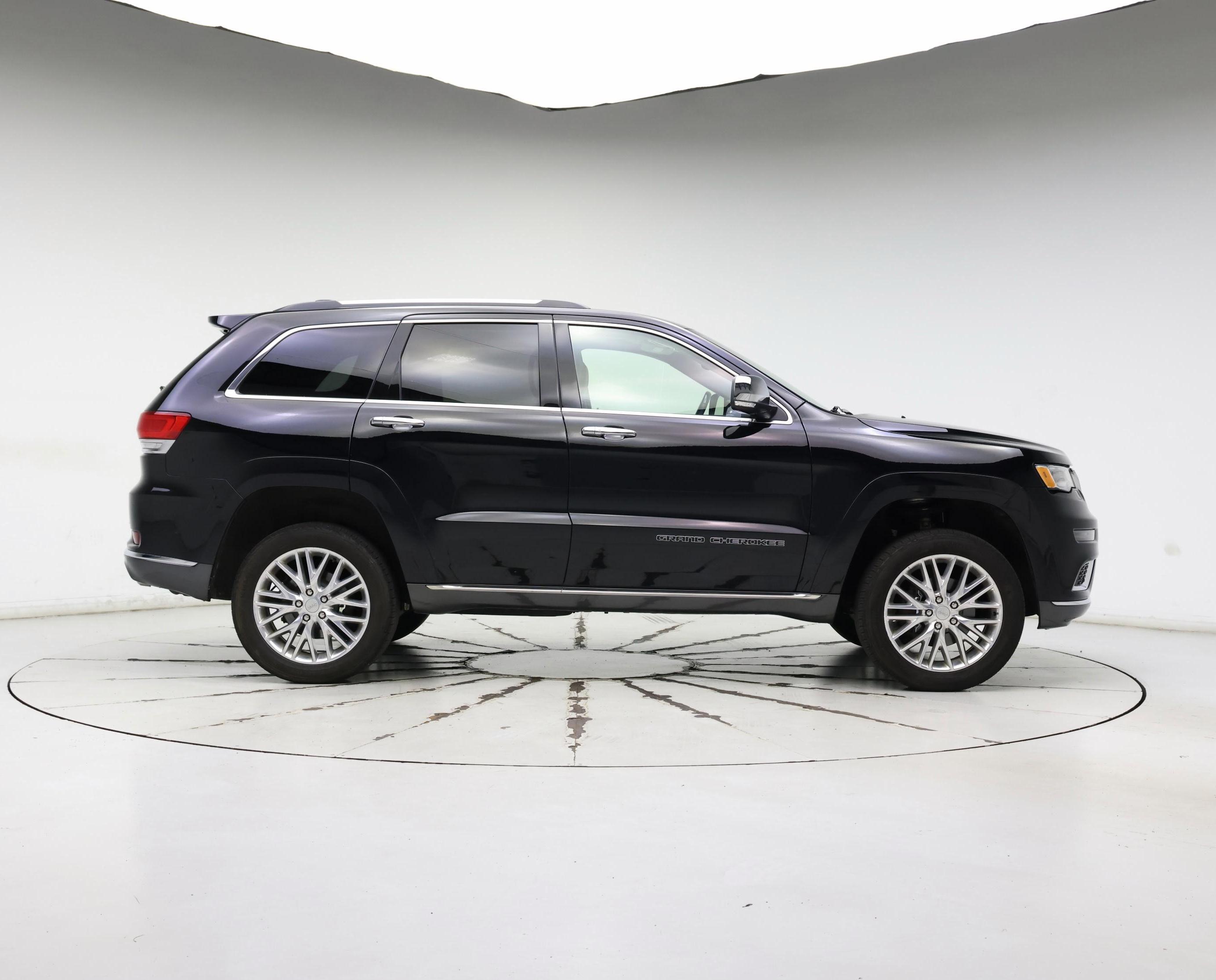 Thumbnail: 2018 Jeep Grand Cherokee - 7